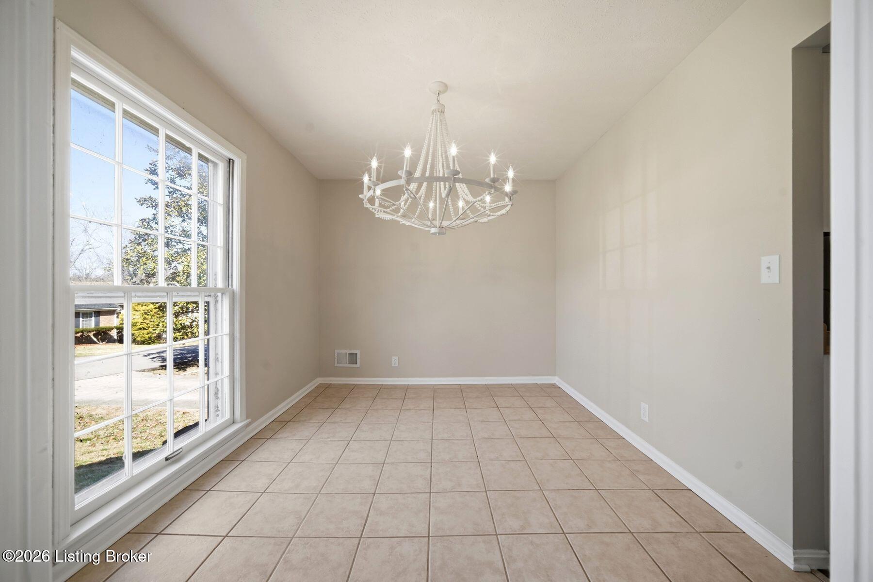 7905 Mary Sue Dr
