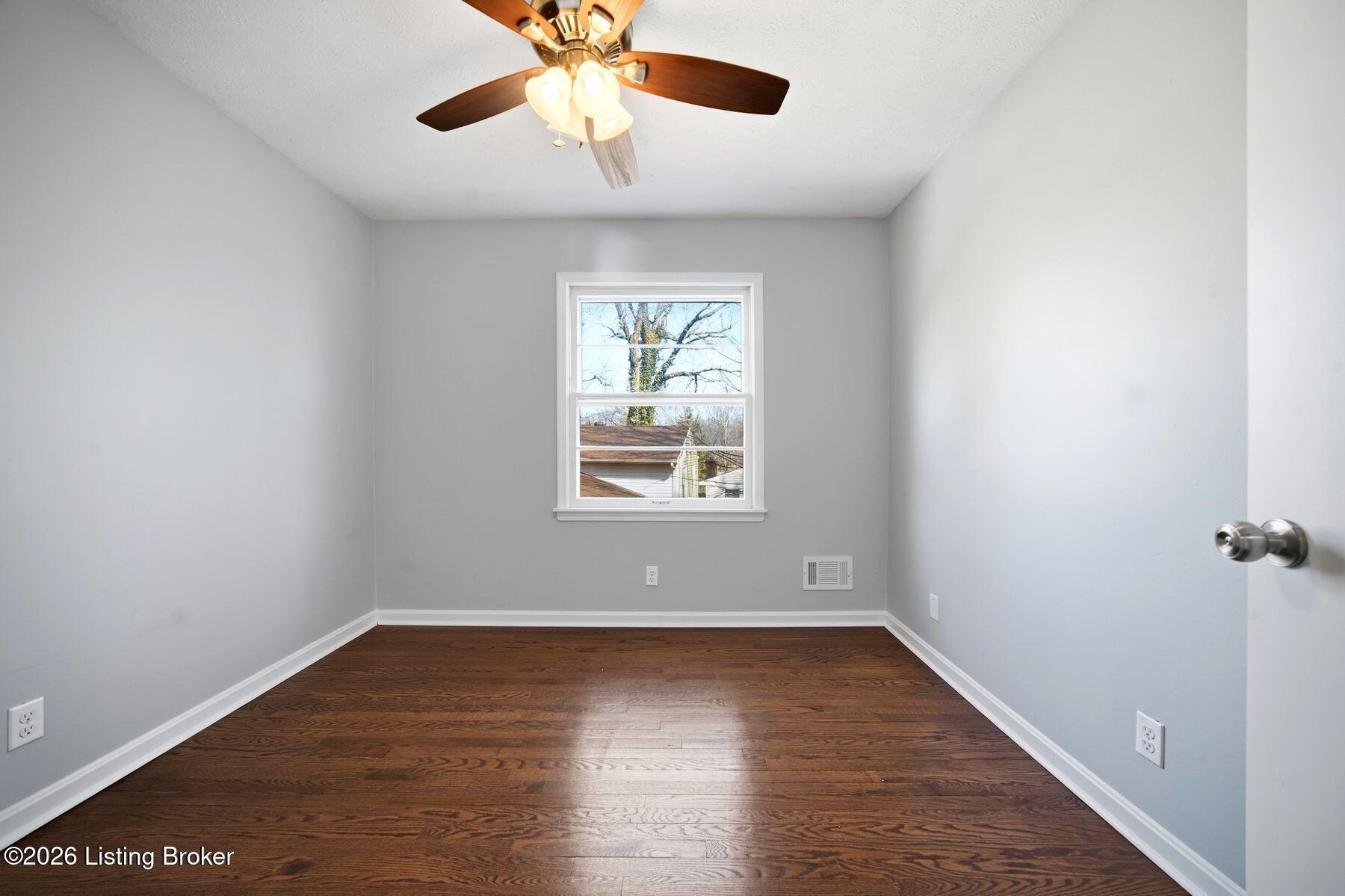 7905 Mary Sue Dr