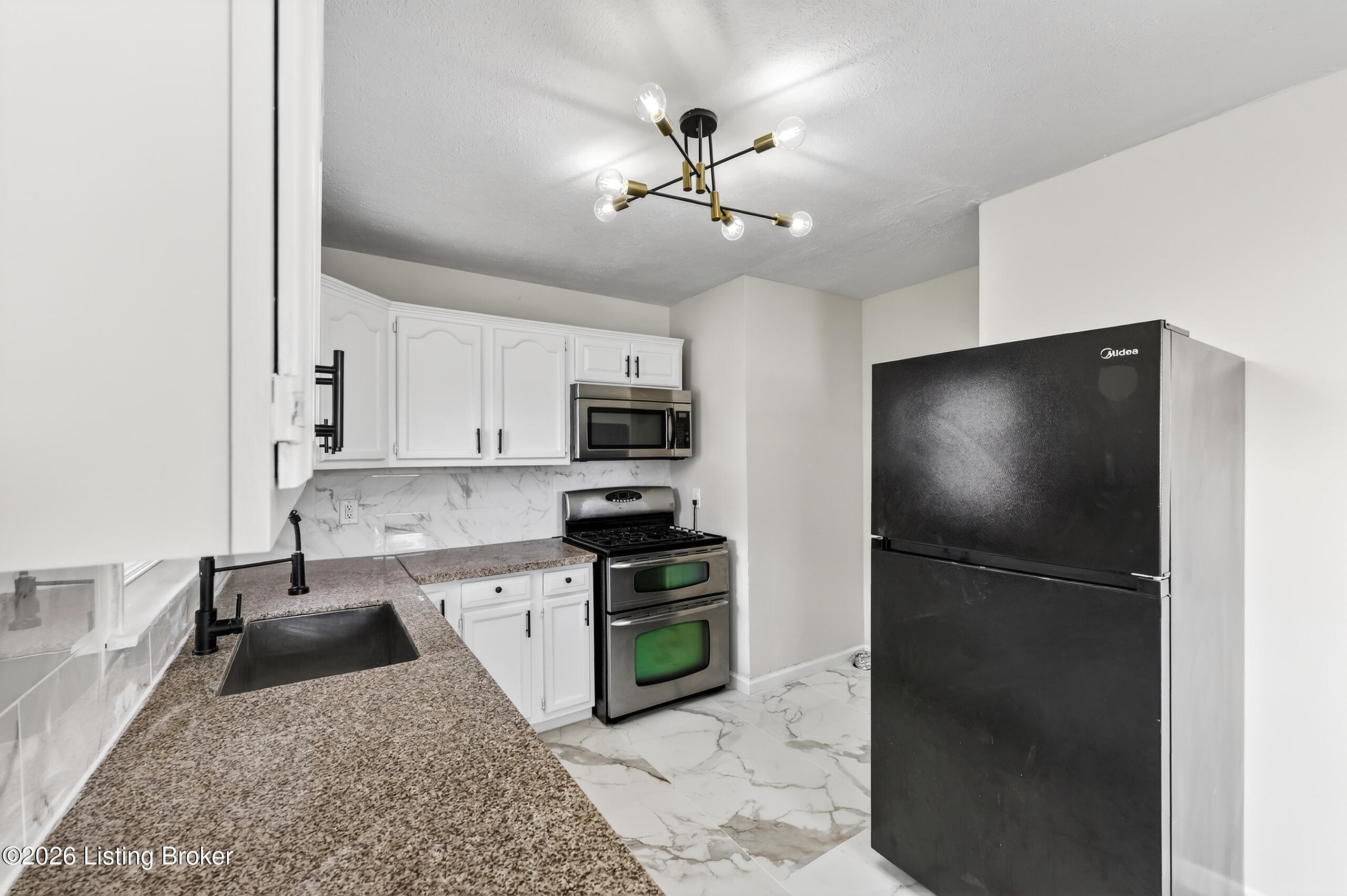 10413 Grafton Hall Rd