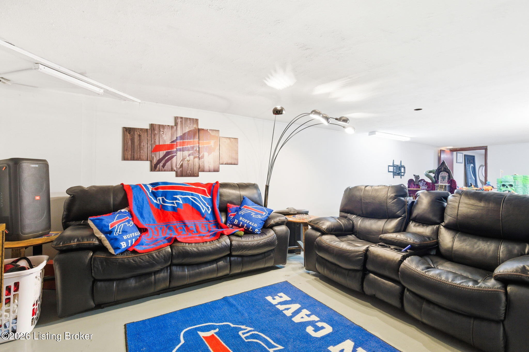 4343 Charlotte Ann Dr