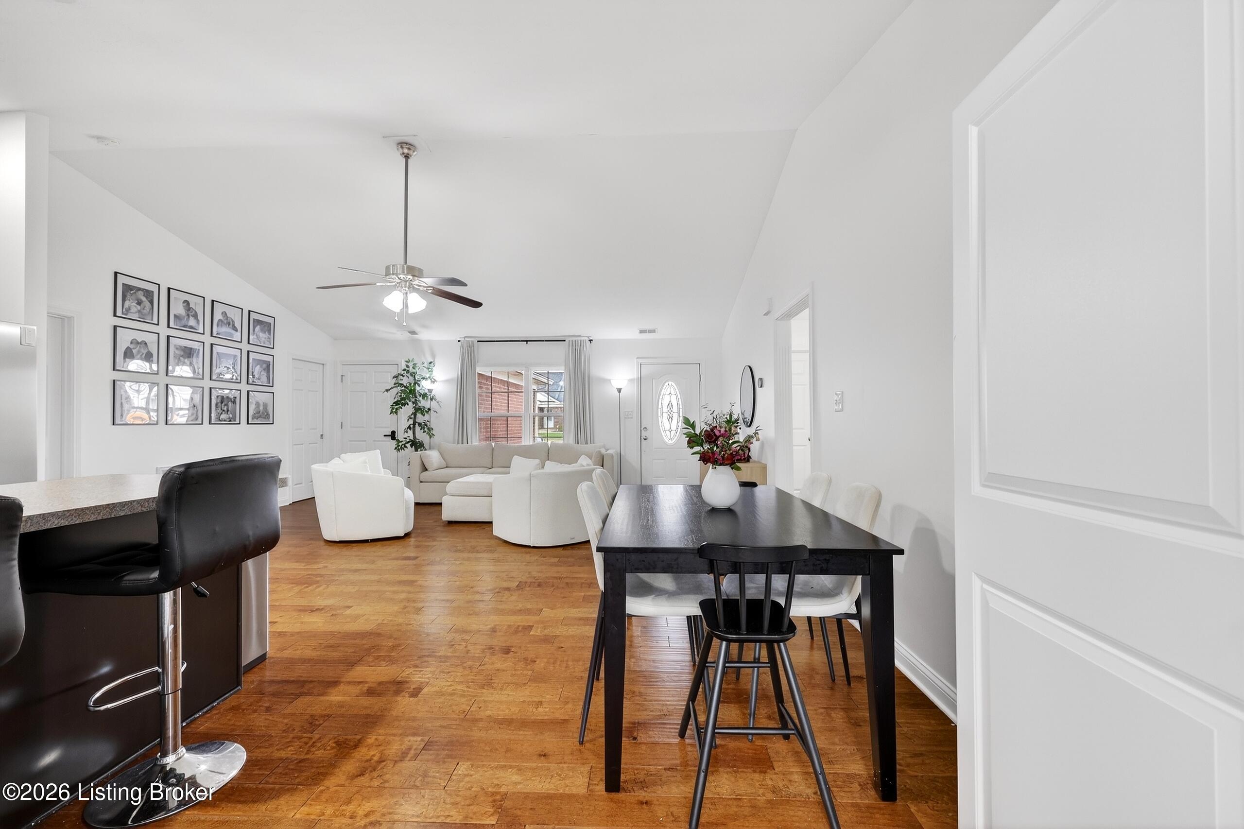 9815 Valley Farms Blvd