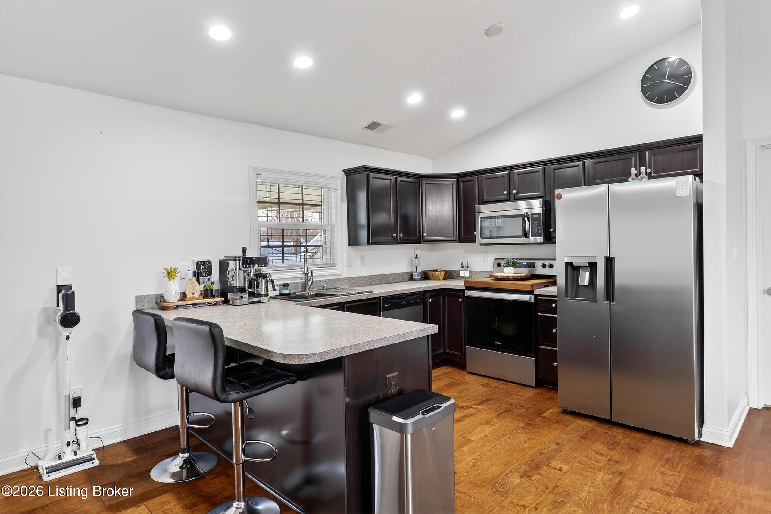 9815 Valley Farms Blvd