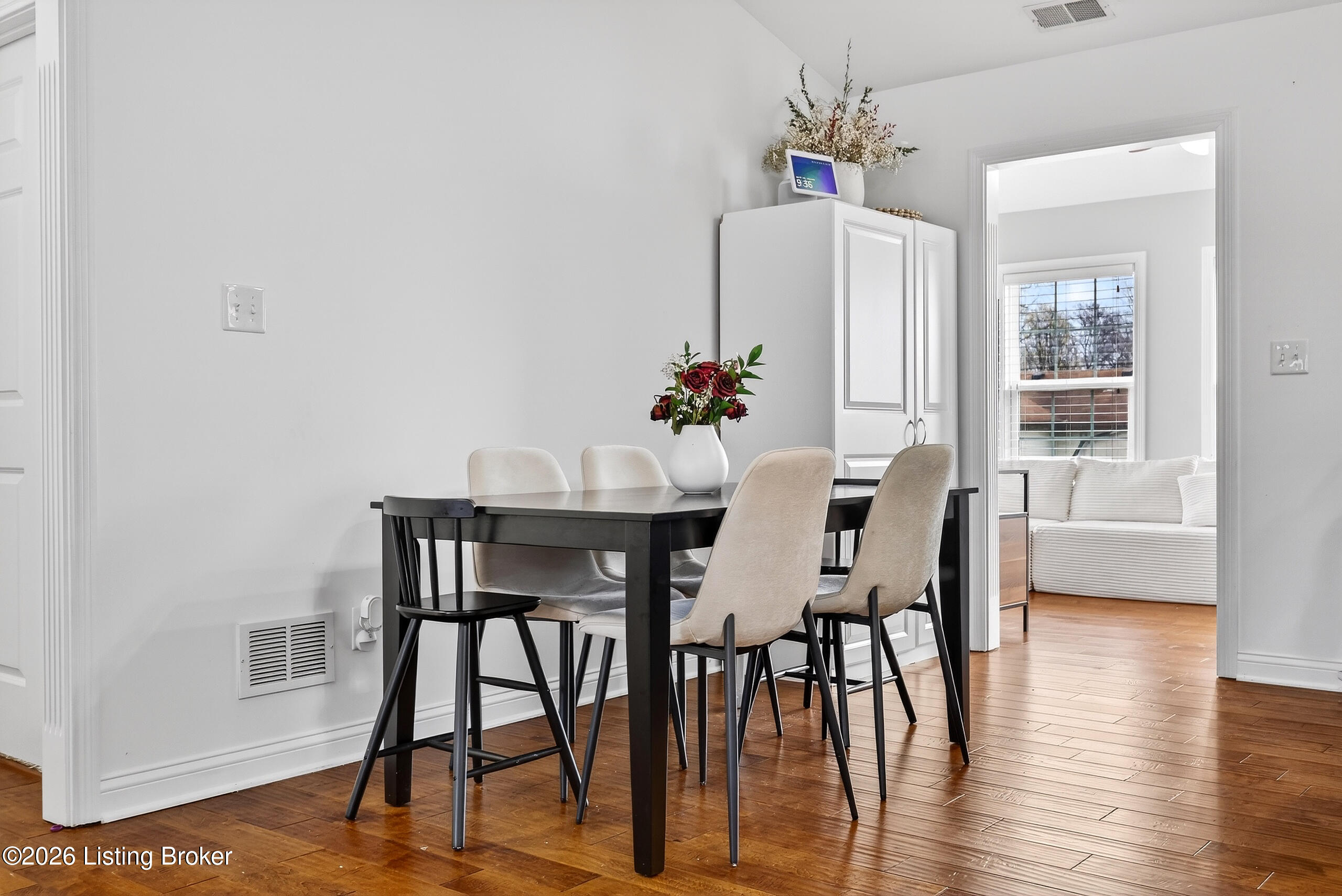 9815 Valley Farms Blvd