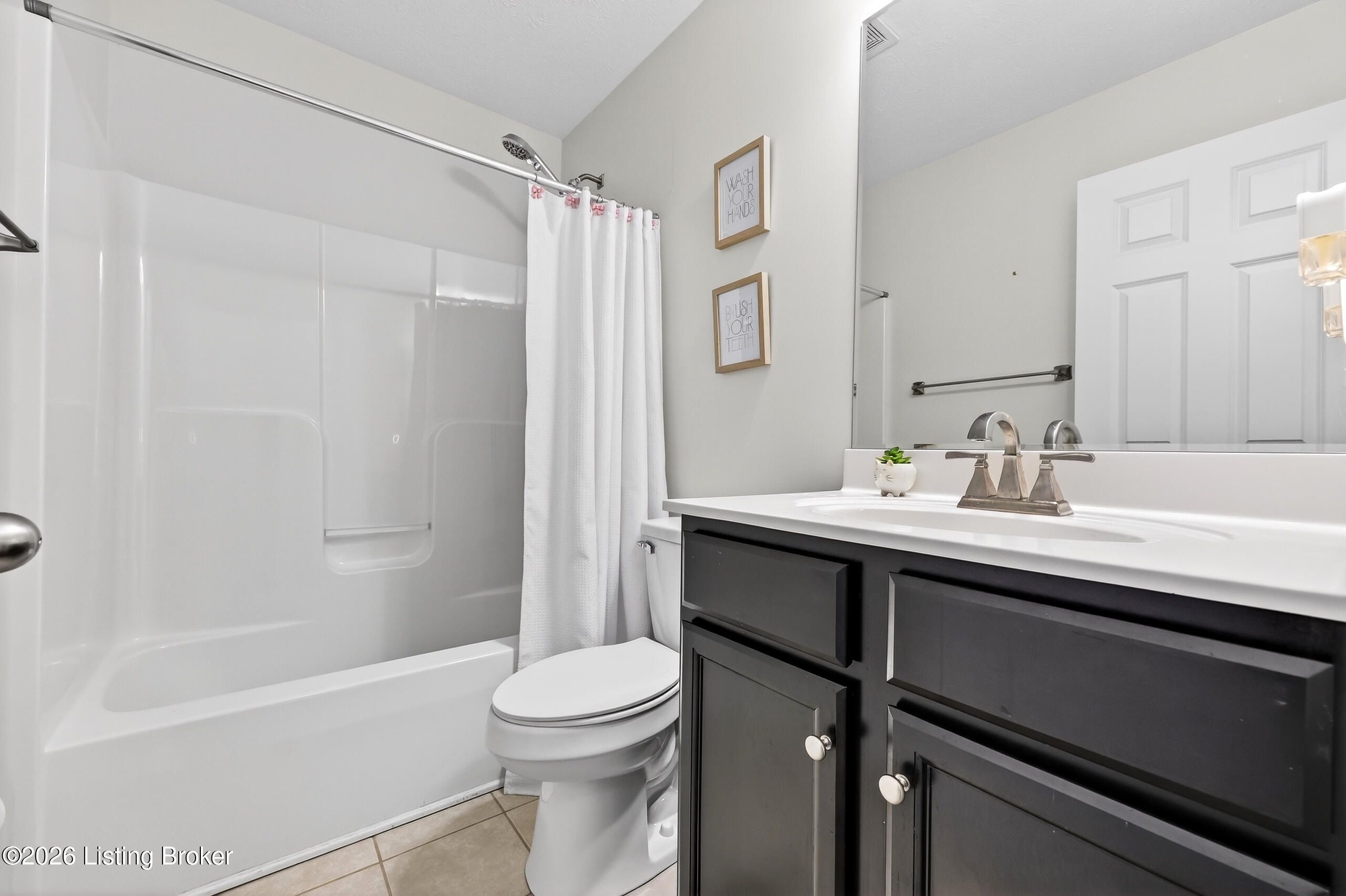 9815 Valley Farms Blvd