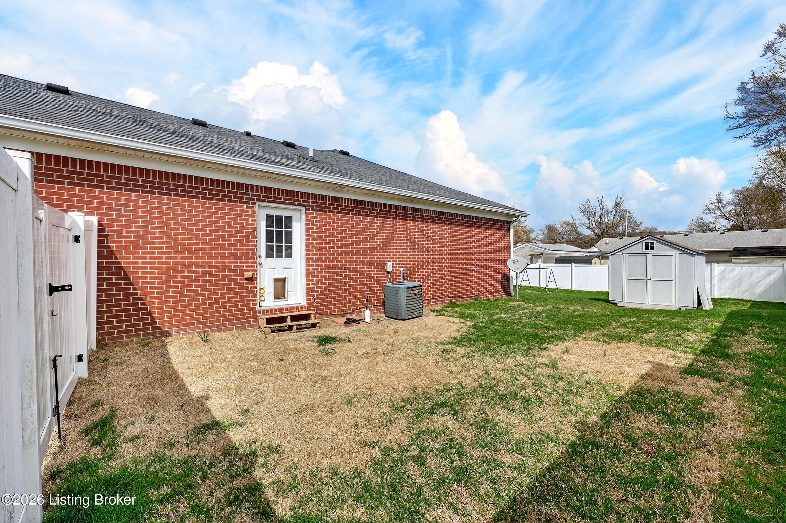 9815 Valley Farms Blvd