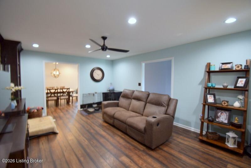 3313 Enridge Dr