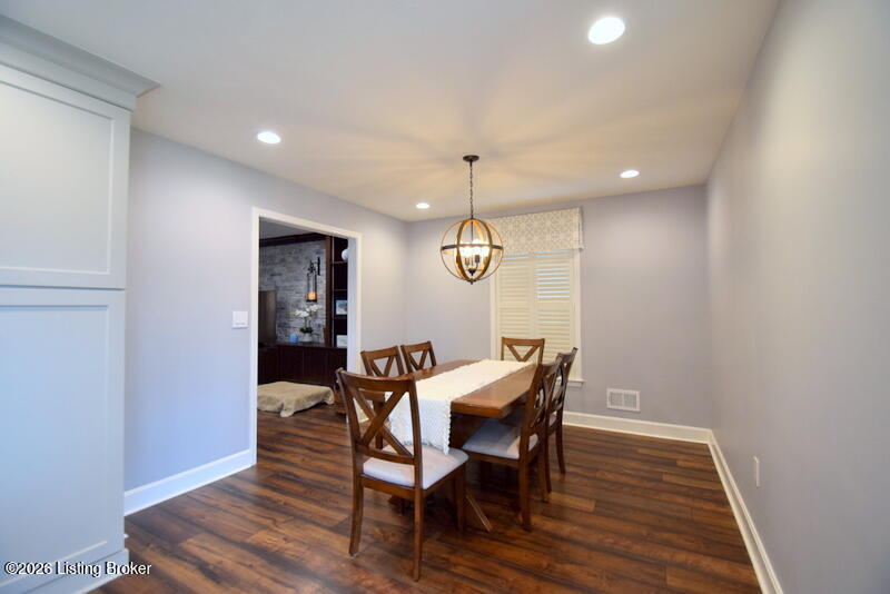 3313 Enridge Dr