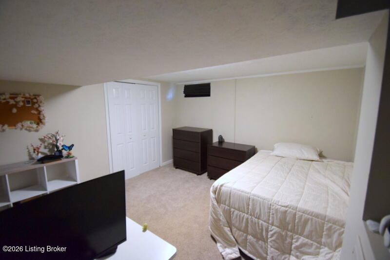 3313 Enridge Dr