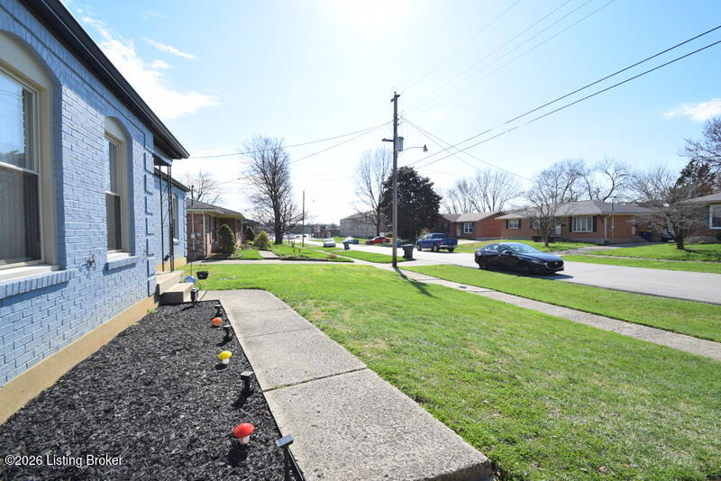 3313 Enridge Dr