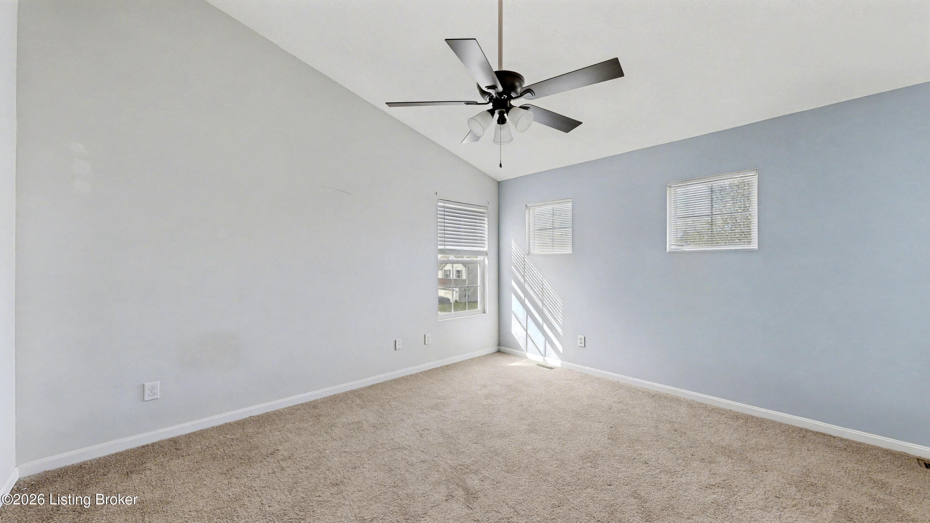 6057 Edgemont Way