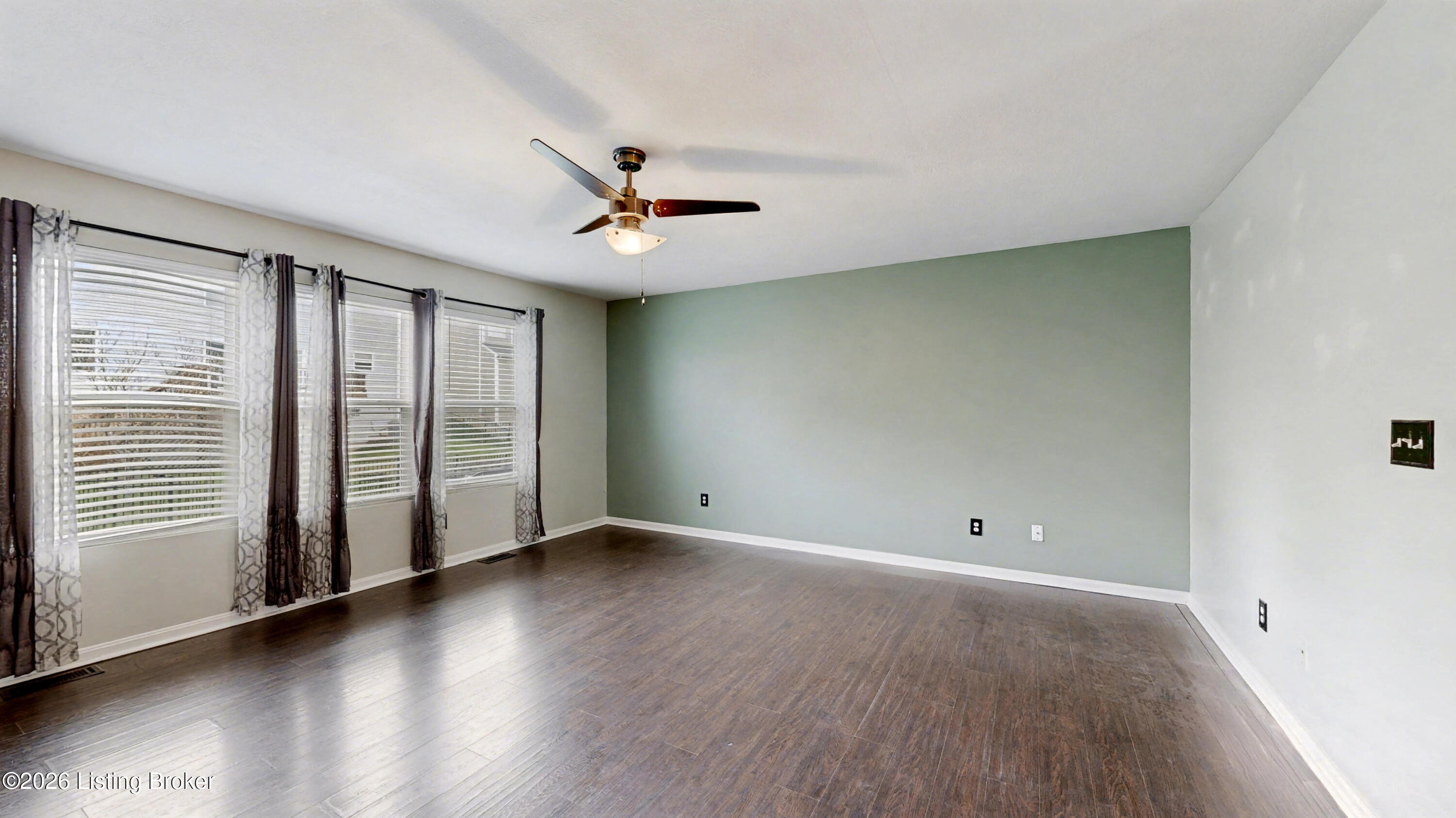 6057 Edgemont Way