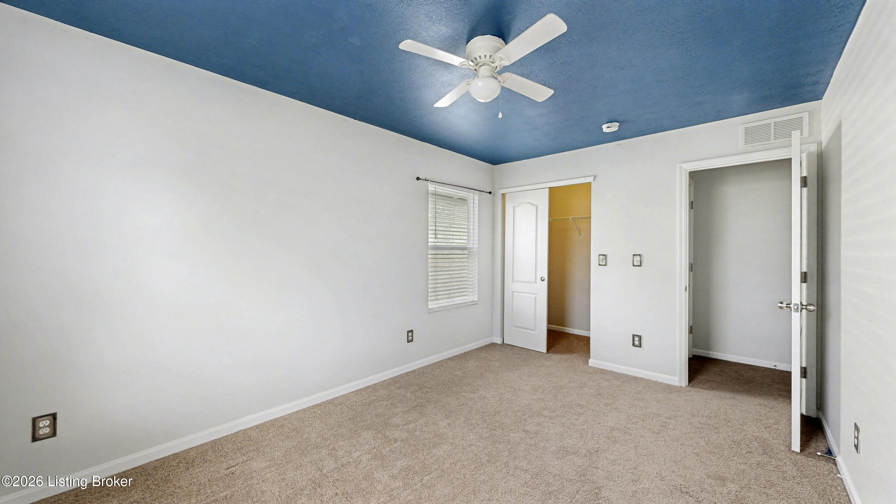 6057 Edgemont Way
