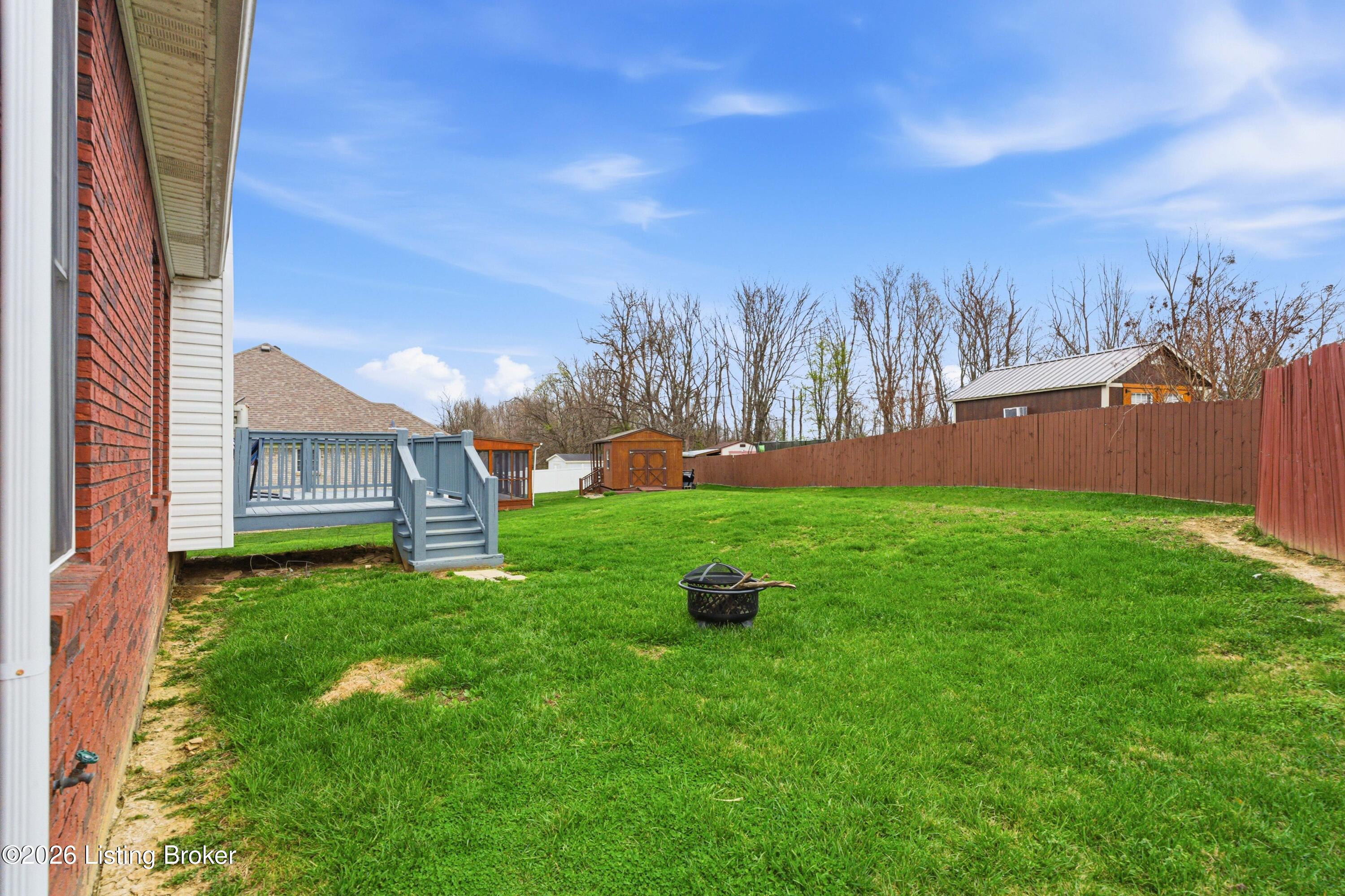 517 Chieftain Dr