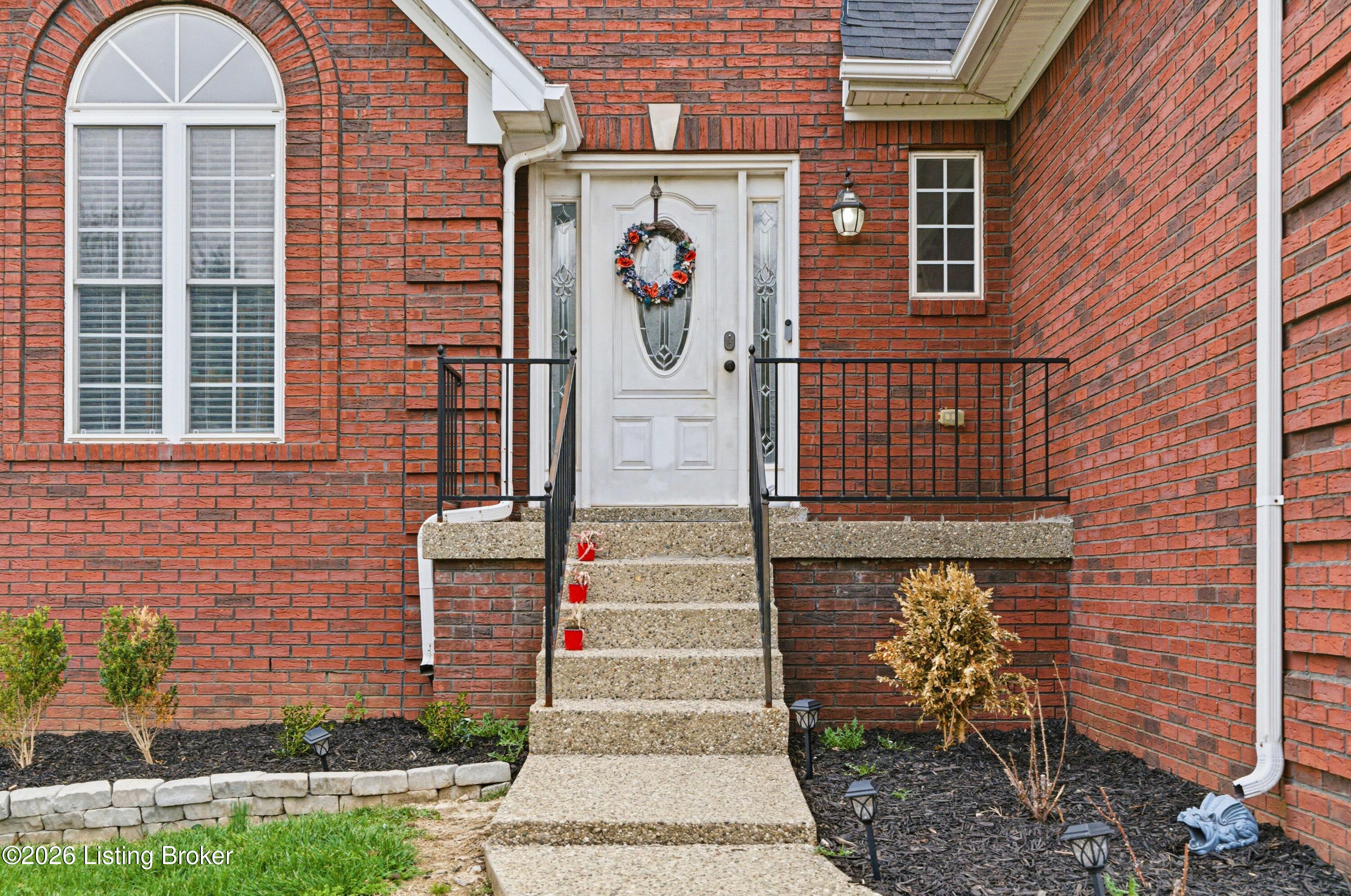 517 Chieftain Dr