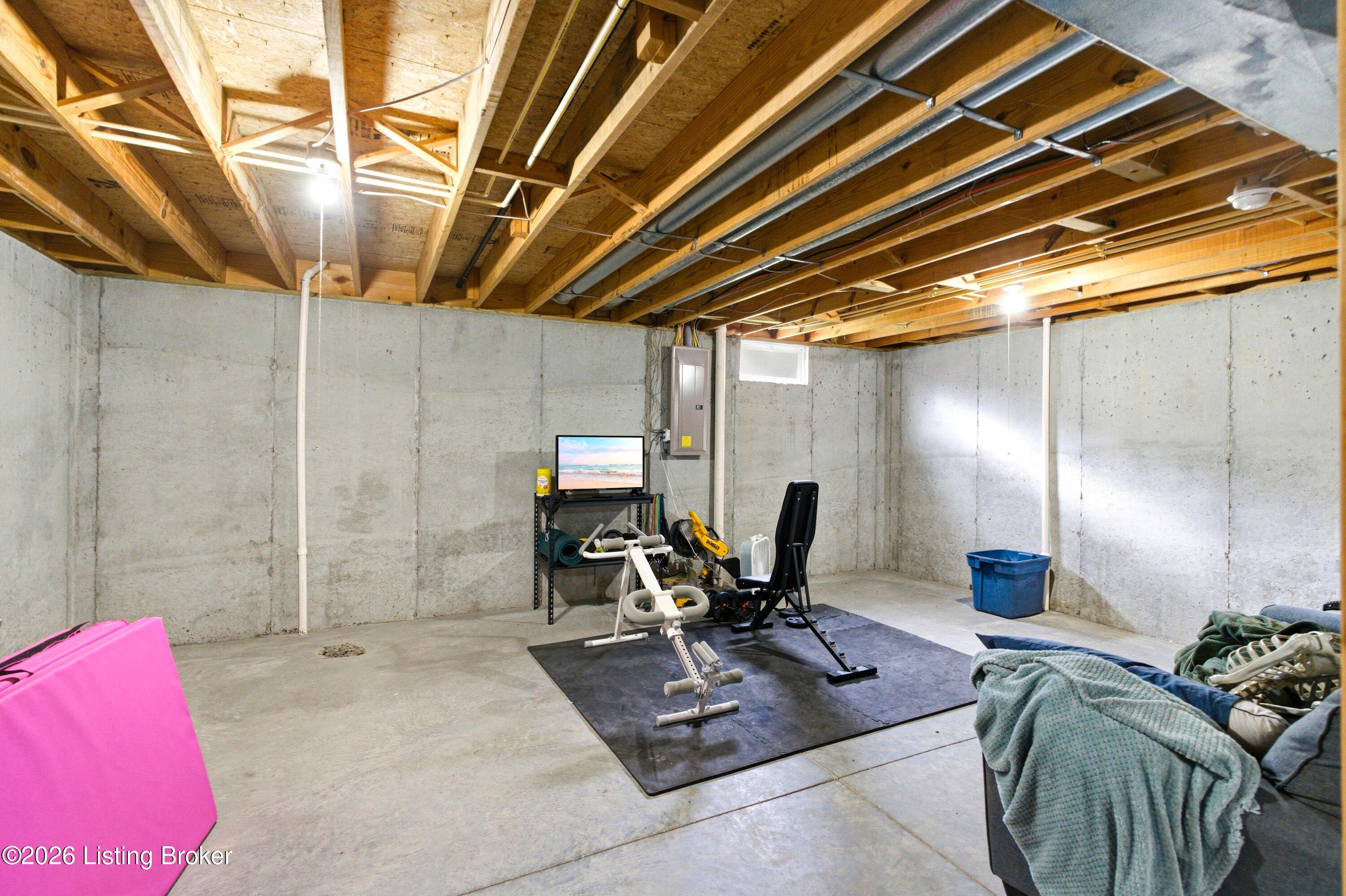 517 Chieftain Dr