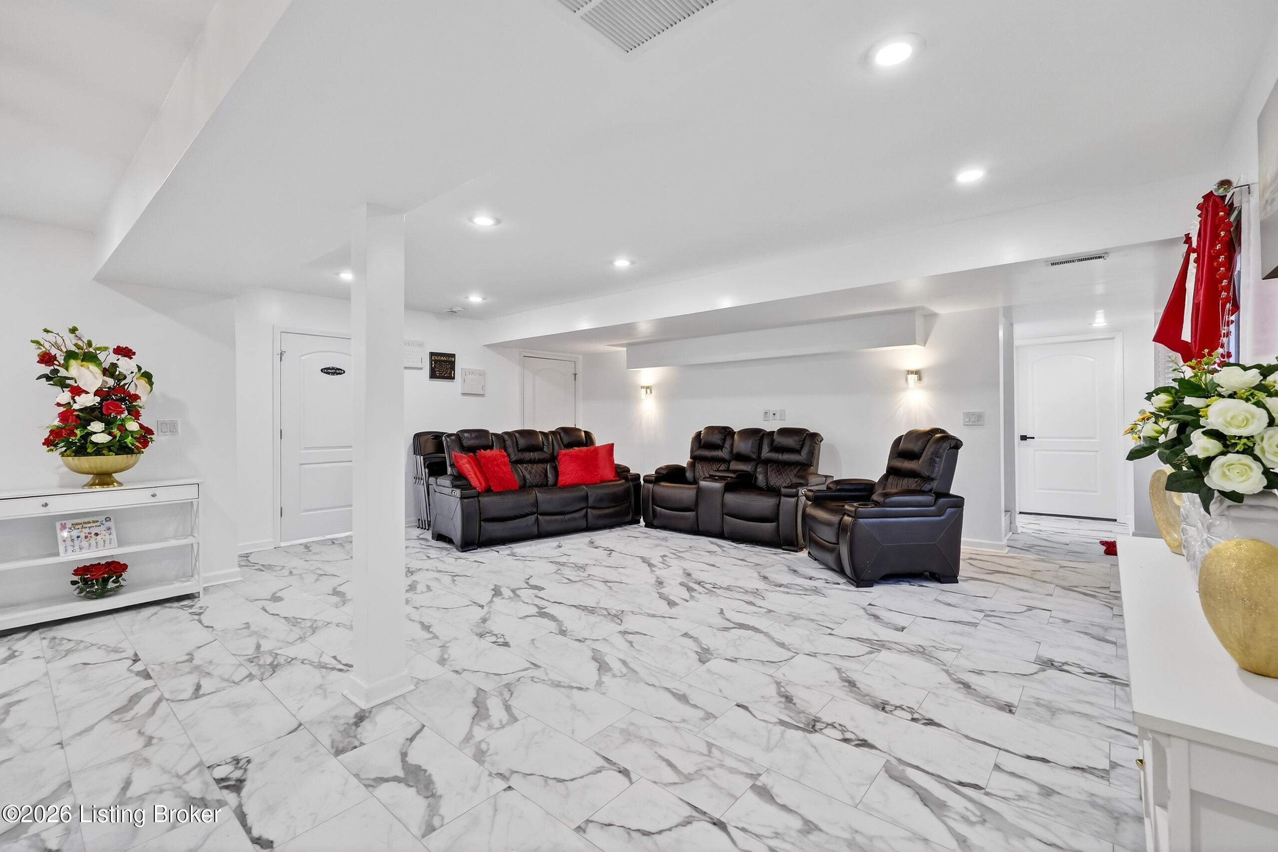 7311 Brook Meadow Dr