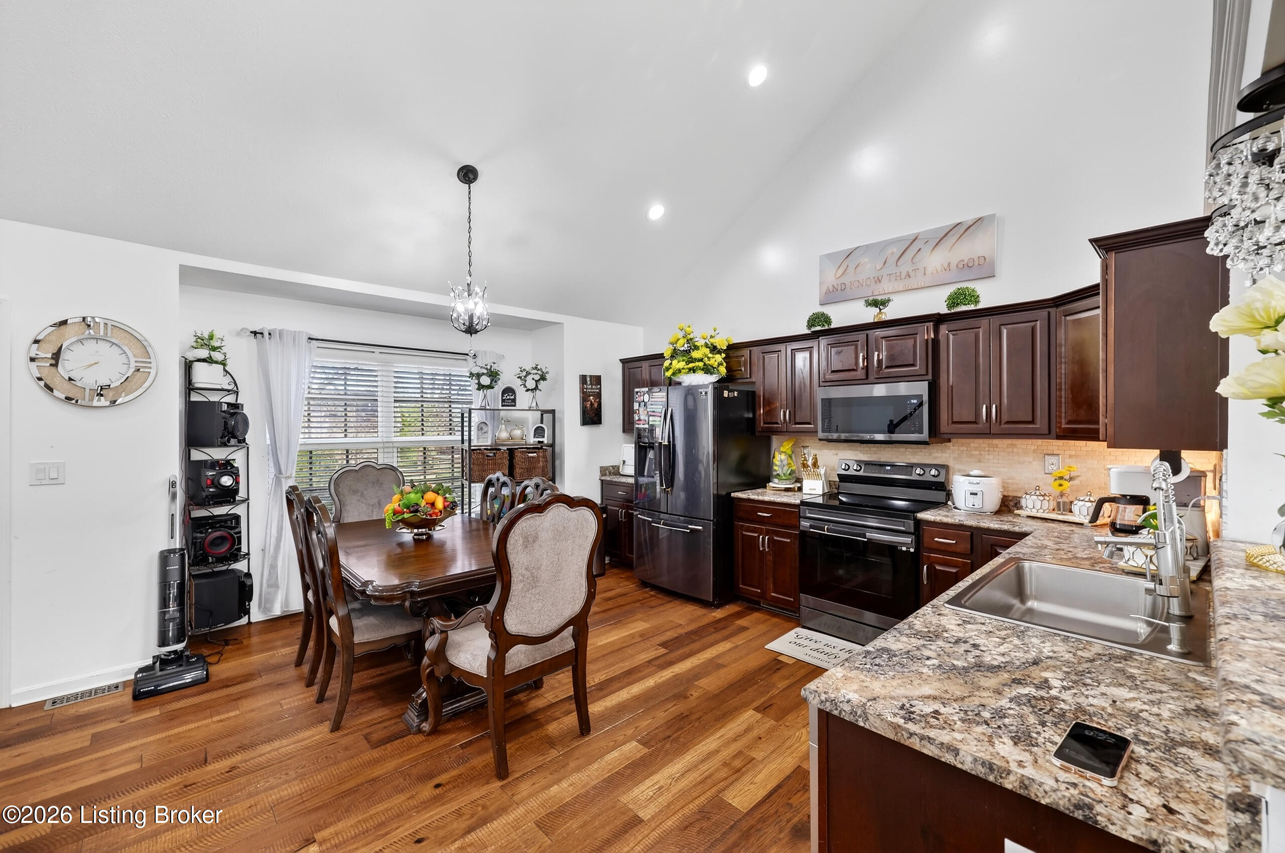 7311 Brook Meadow Dr