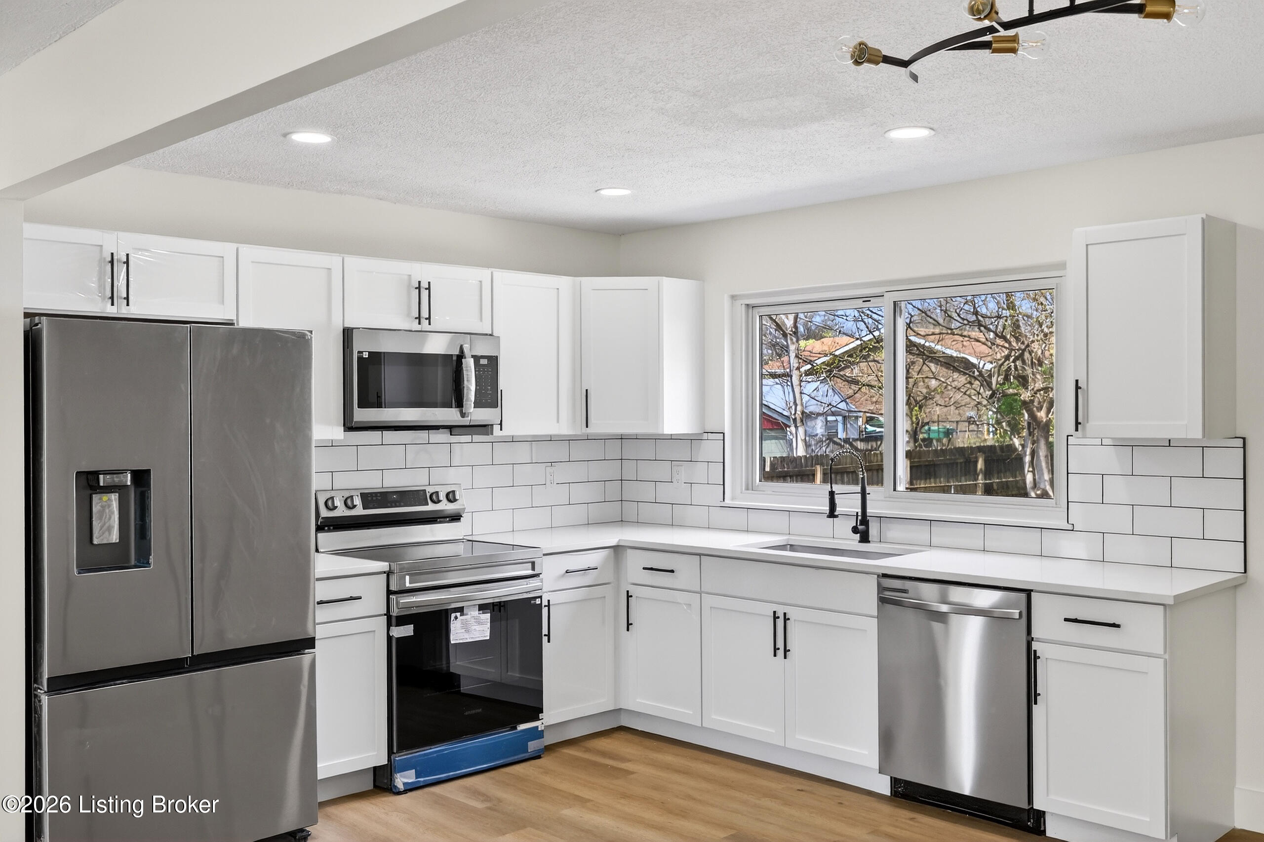 10110 Closterwood Dr