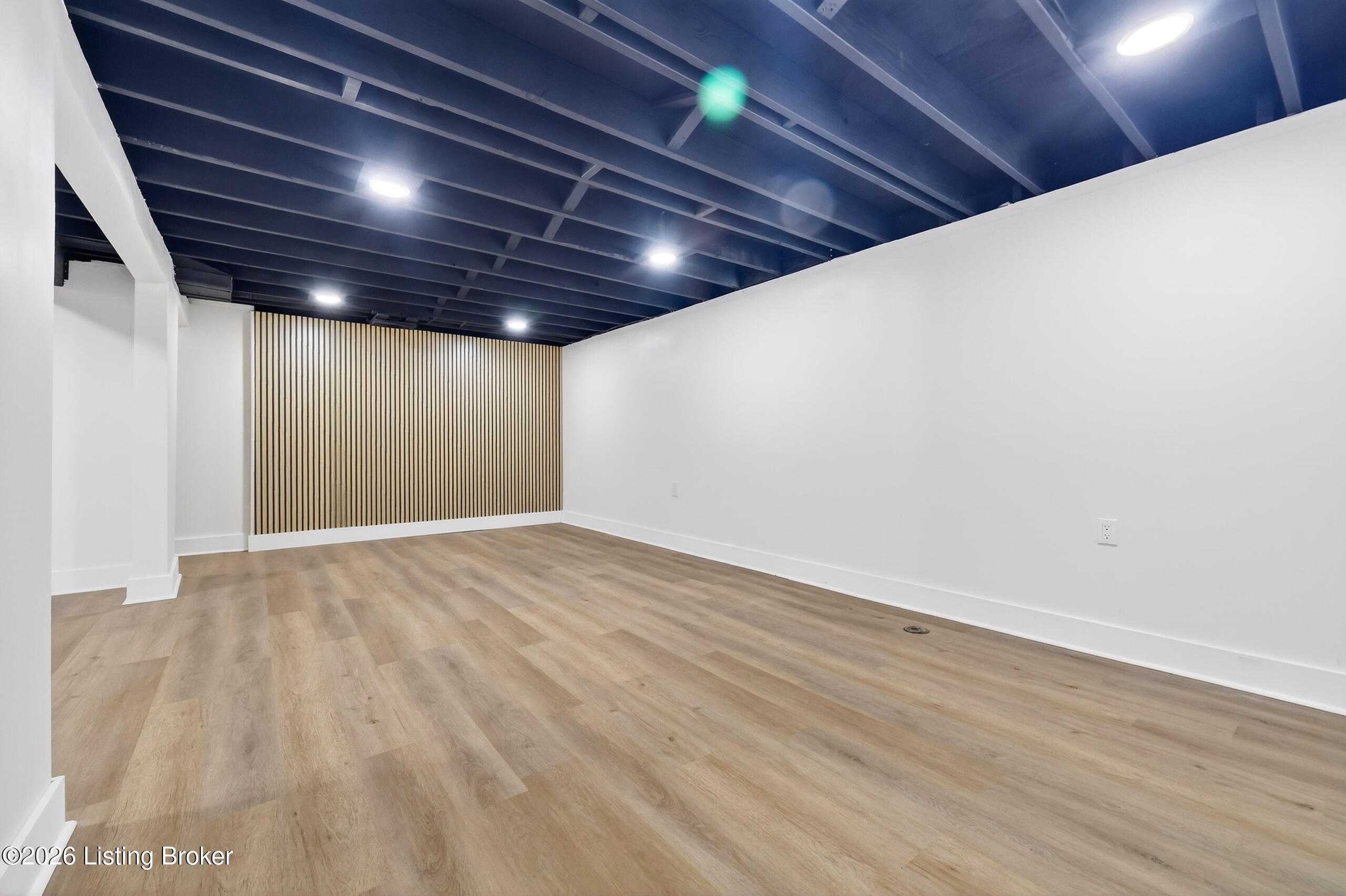 10110 Closterwood Dr