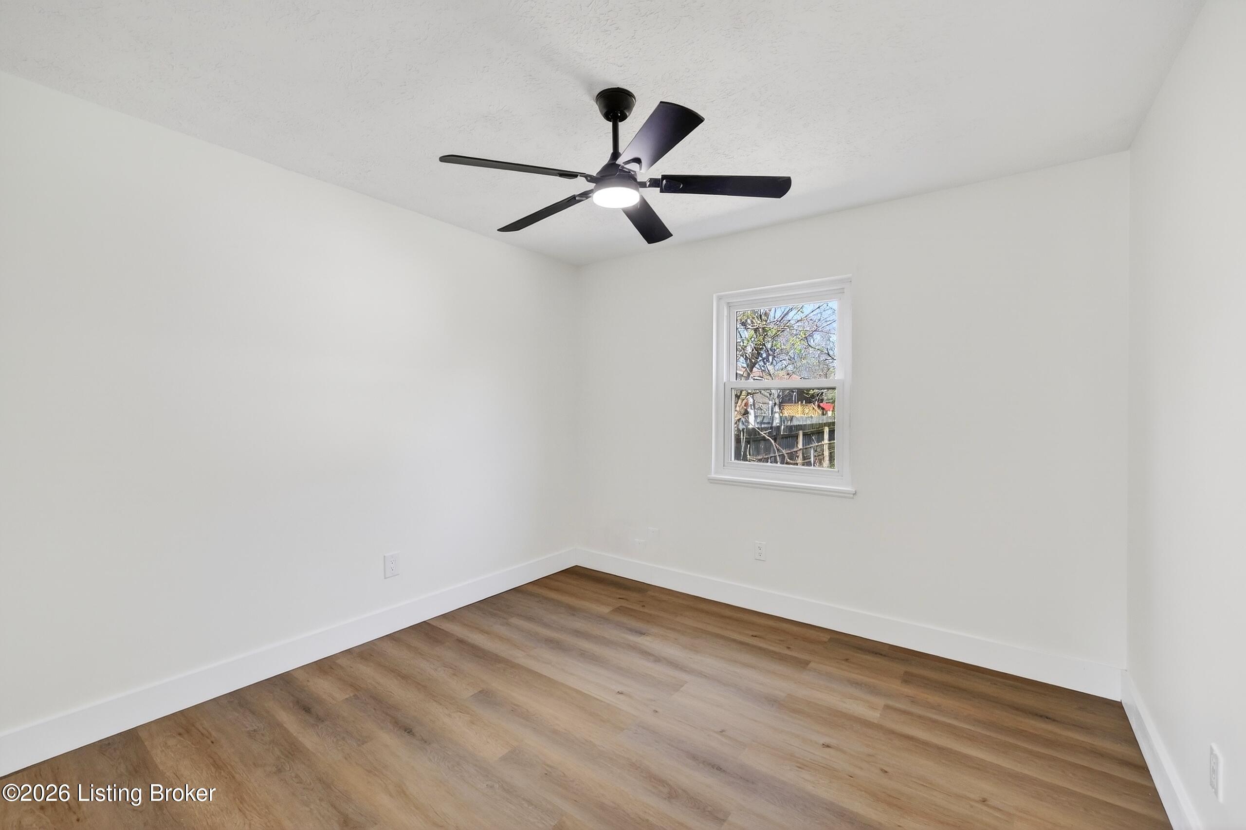 10110 Closterwood Dr