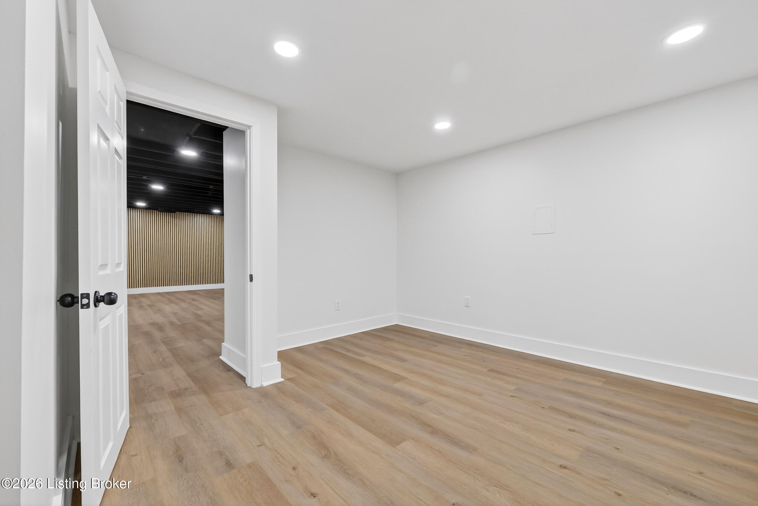 10110 Closterwood Dr