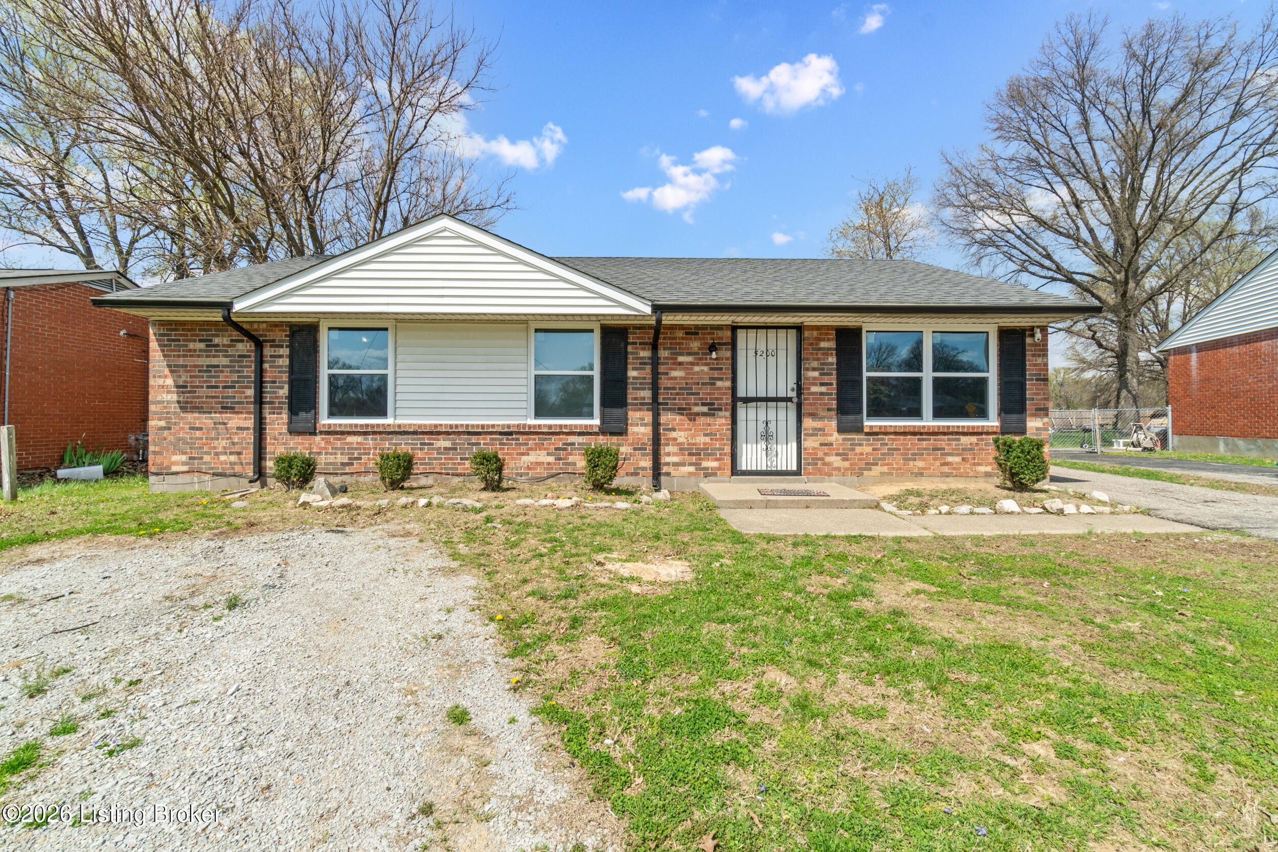 5200 Robinwood Rd
