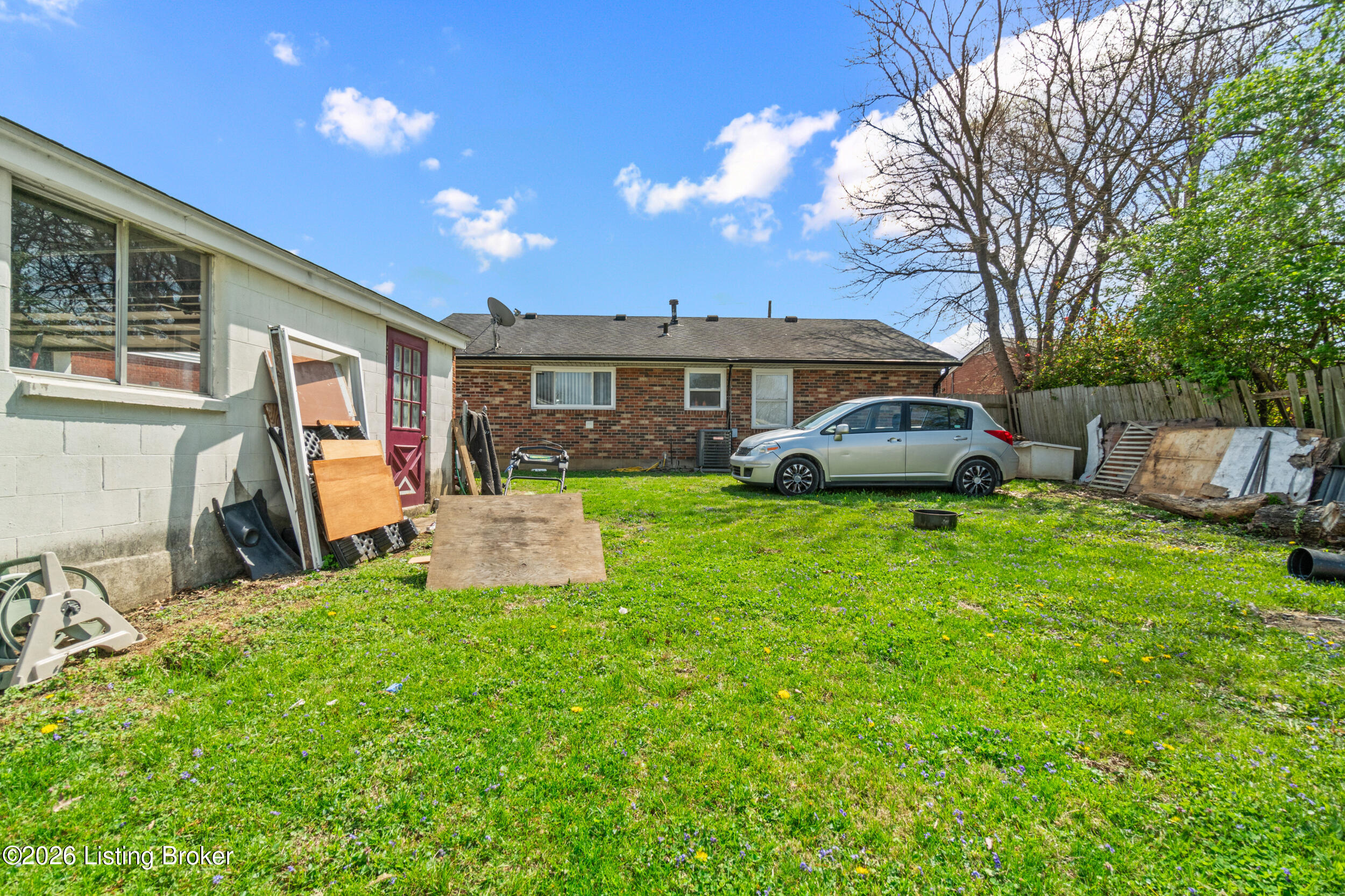 5200 Robinwood Rd