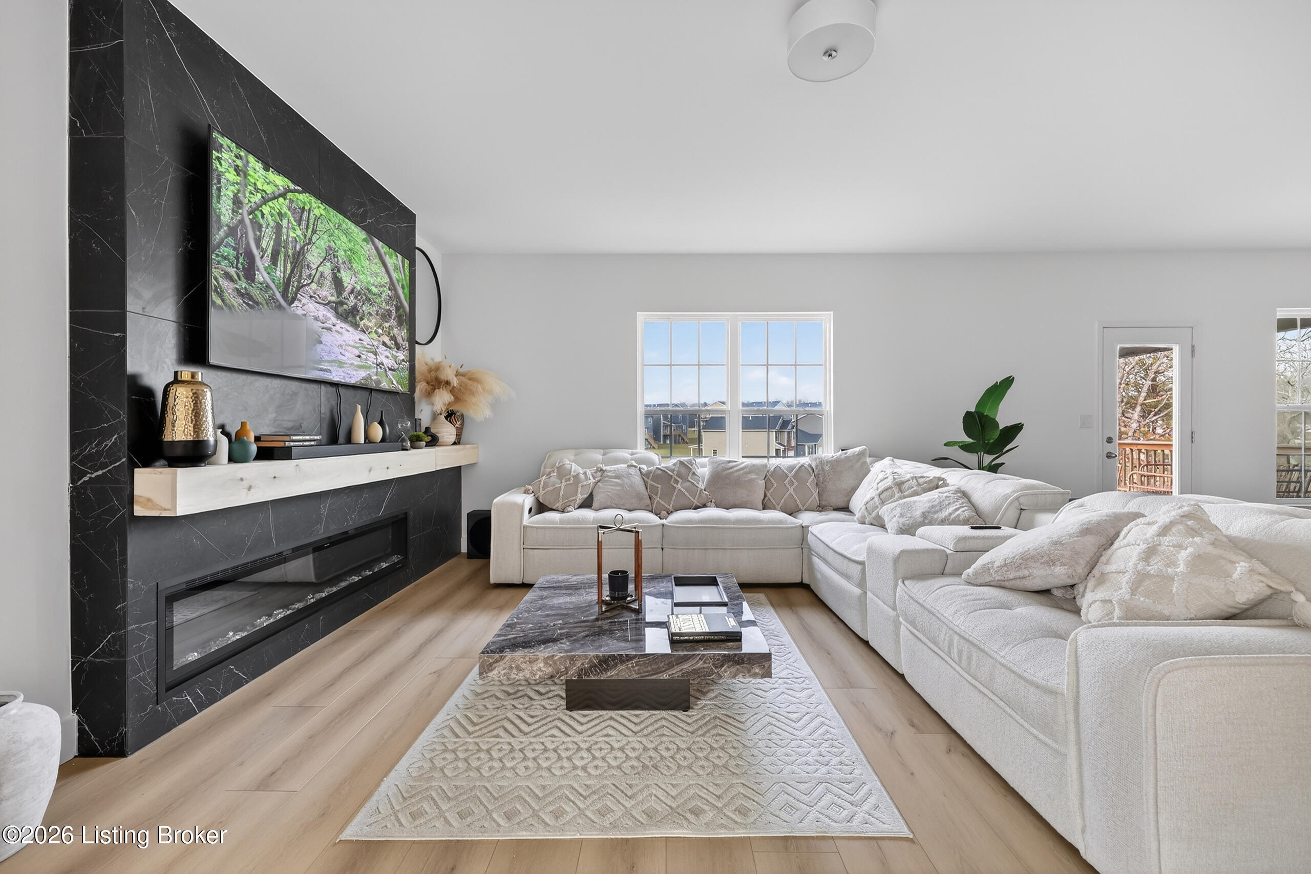 11946 Cascade Falls Trail