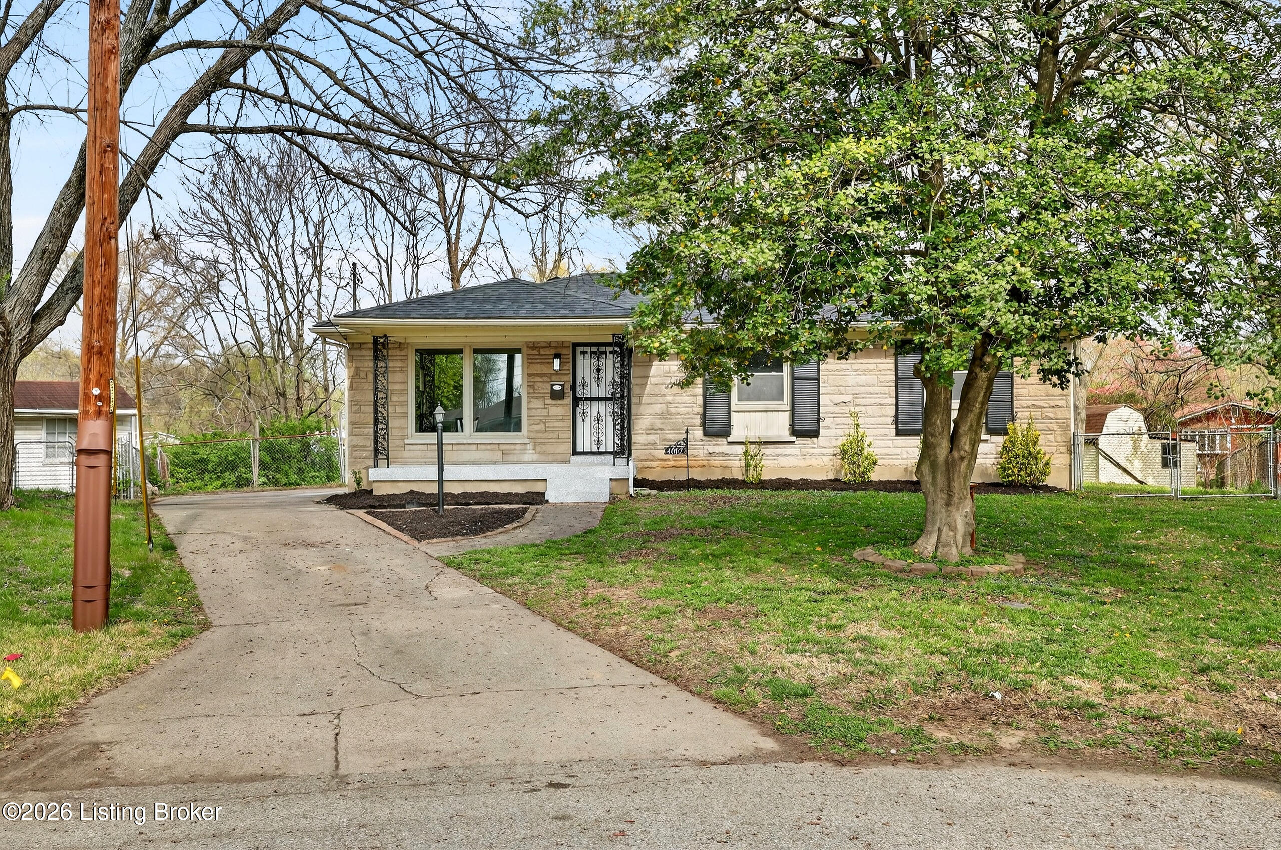 4002 Dover Ct