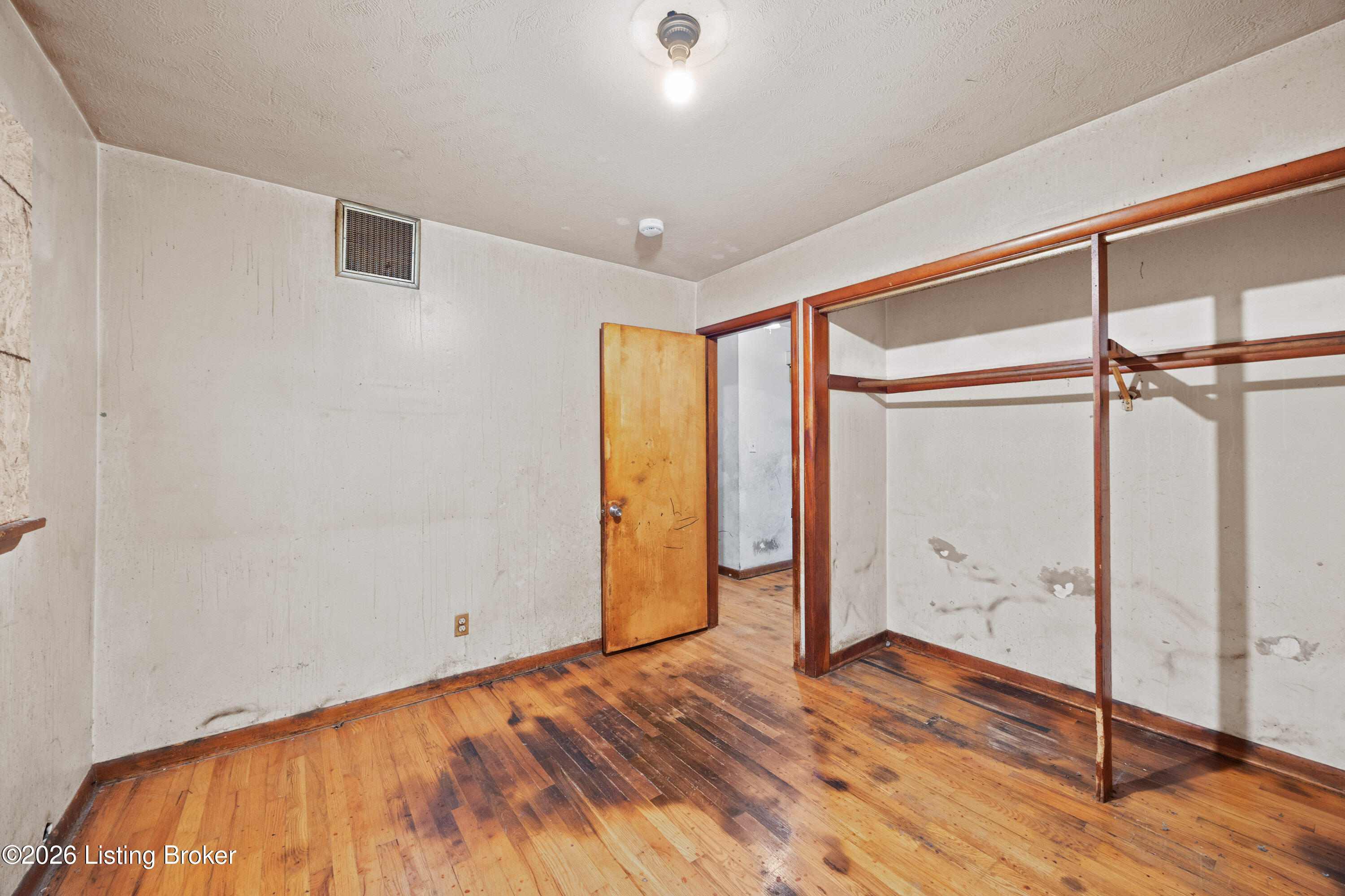 2403 Elkhorn Ln