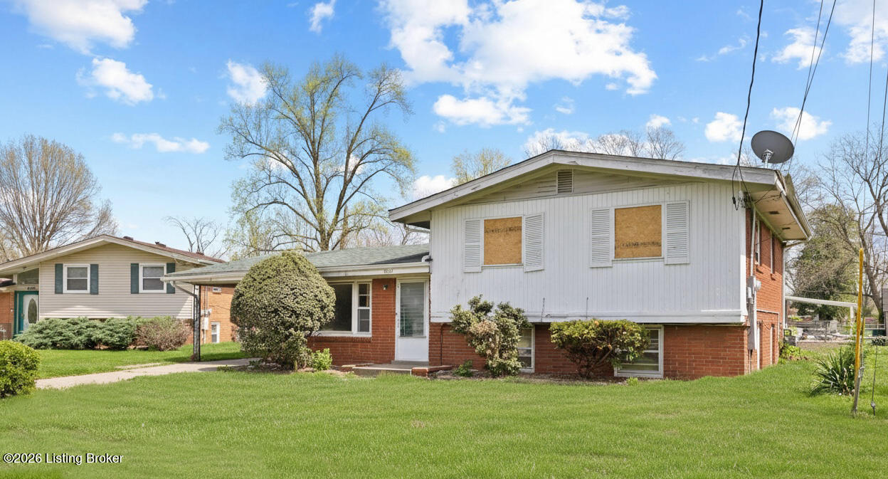 2403 Elkhorn Ln