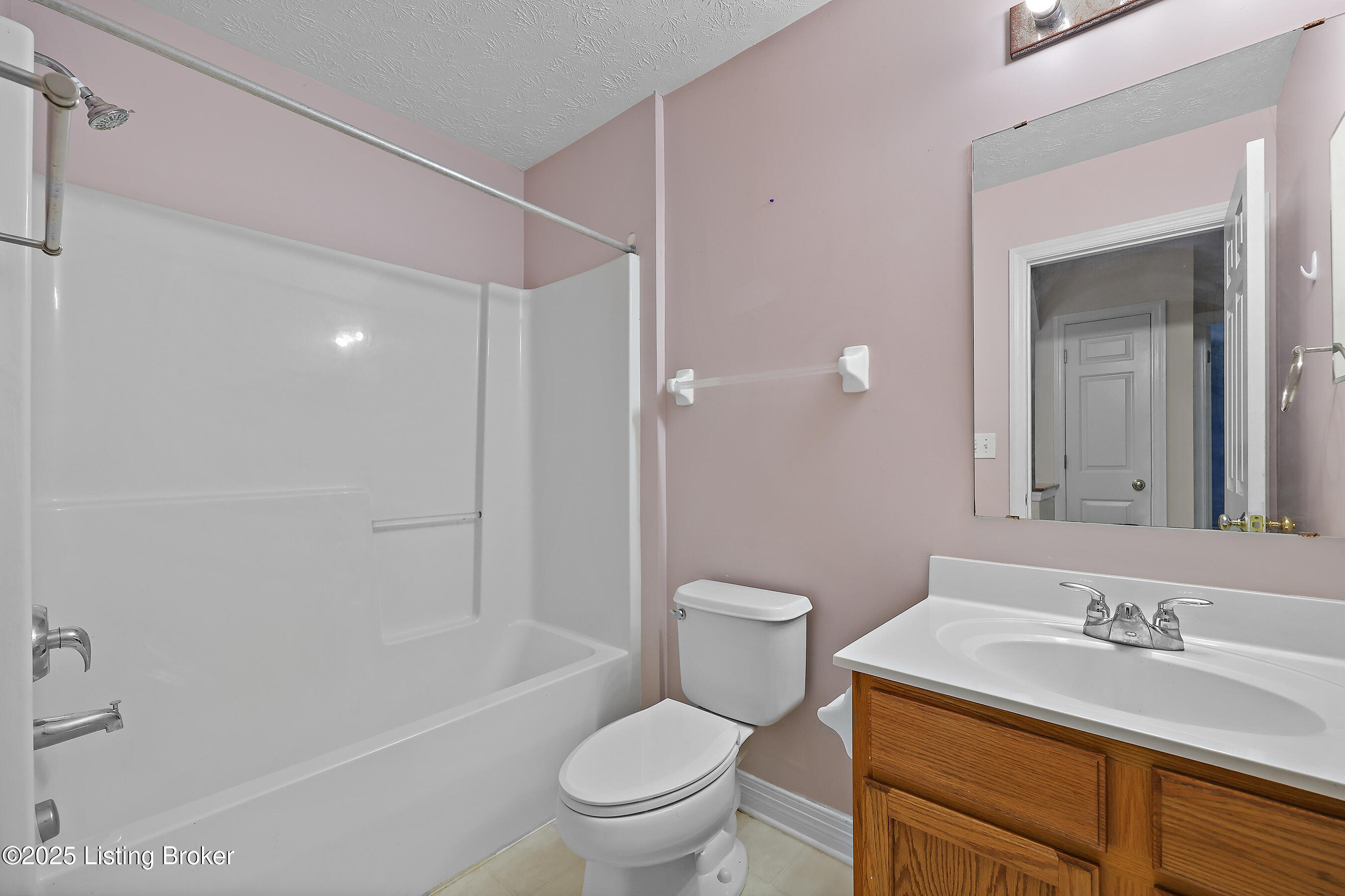 4428 Fallen Apple Ln