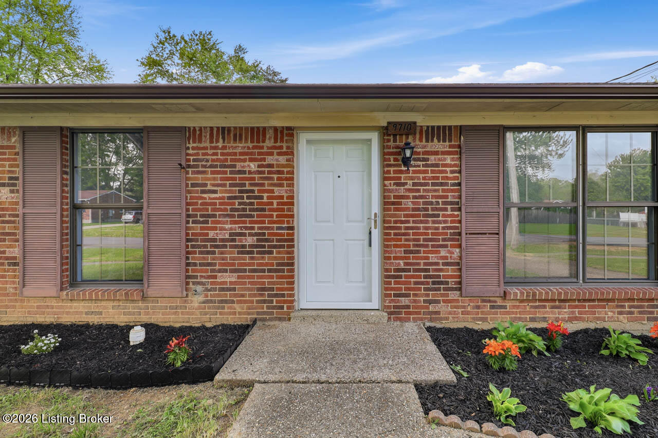 9710 Turnpike View Dr