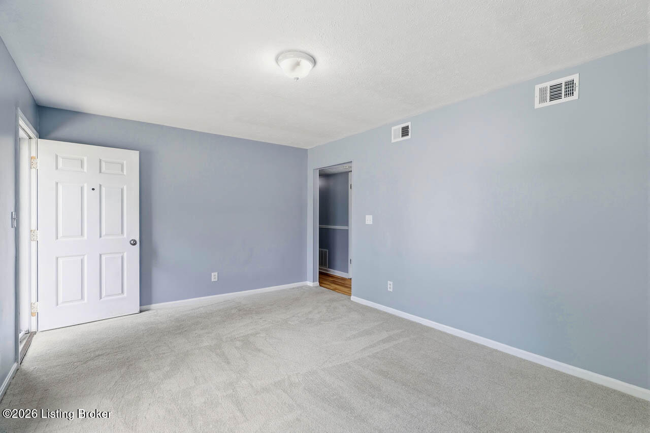 9710 Turnpike View Dr