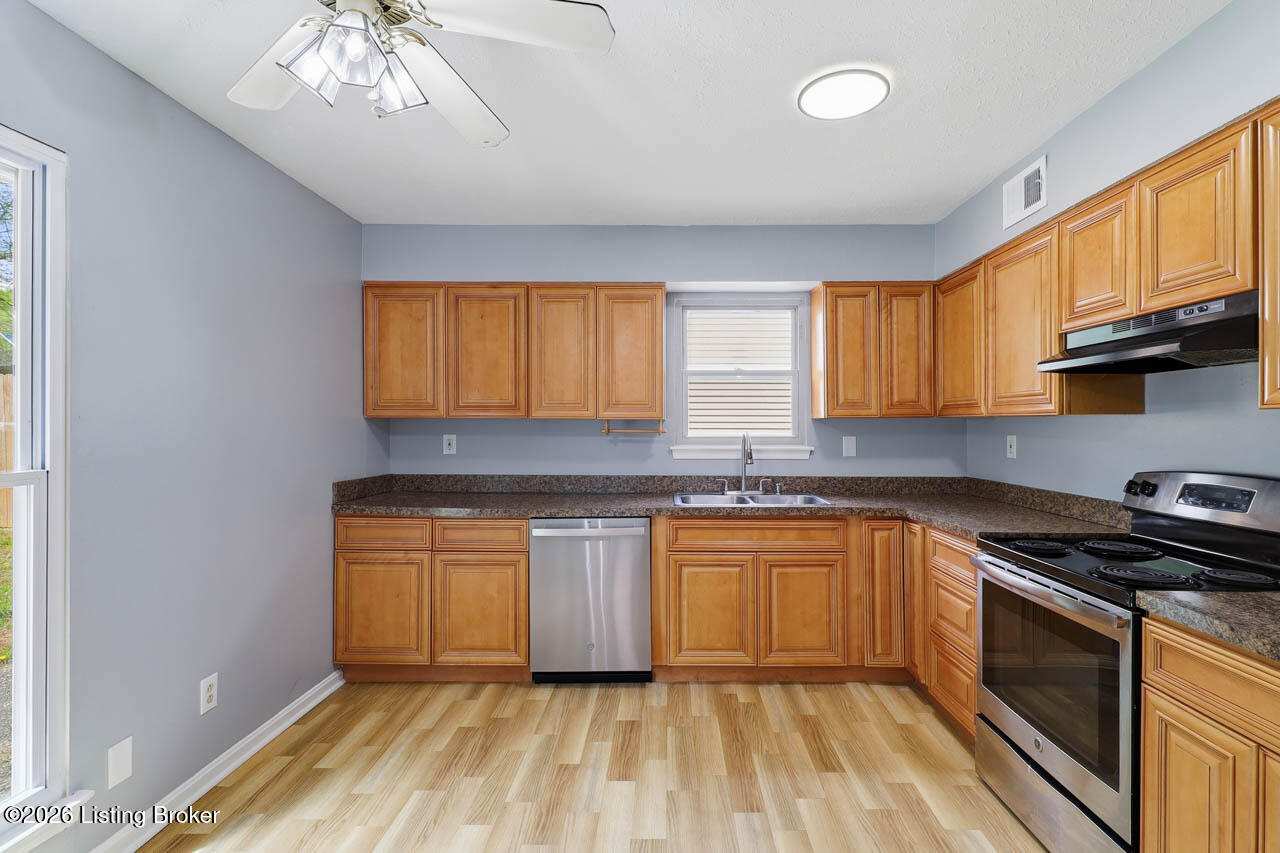 9710 Turnpike View Dr