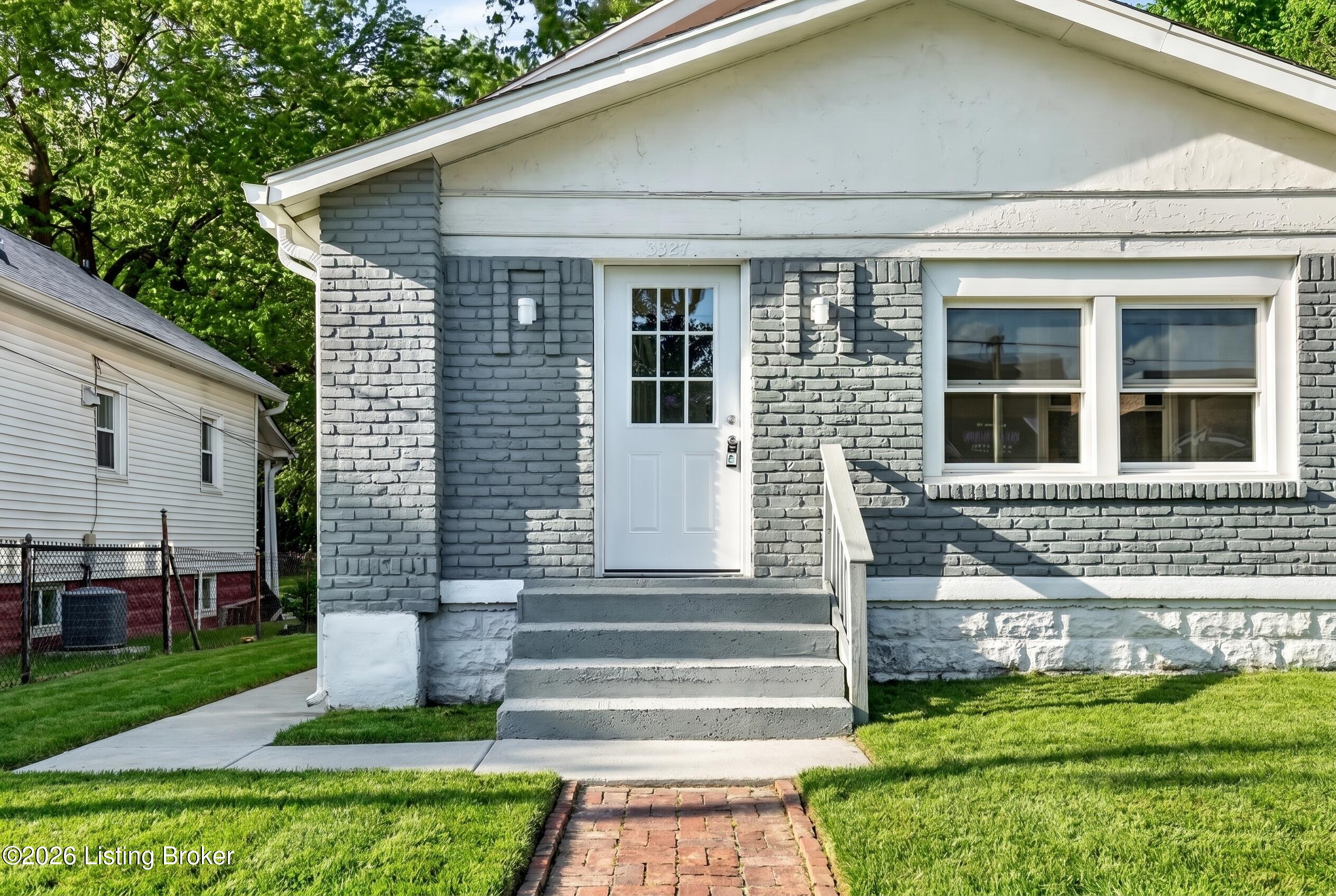 3527 W Muhammad Ali Blvd