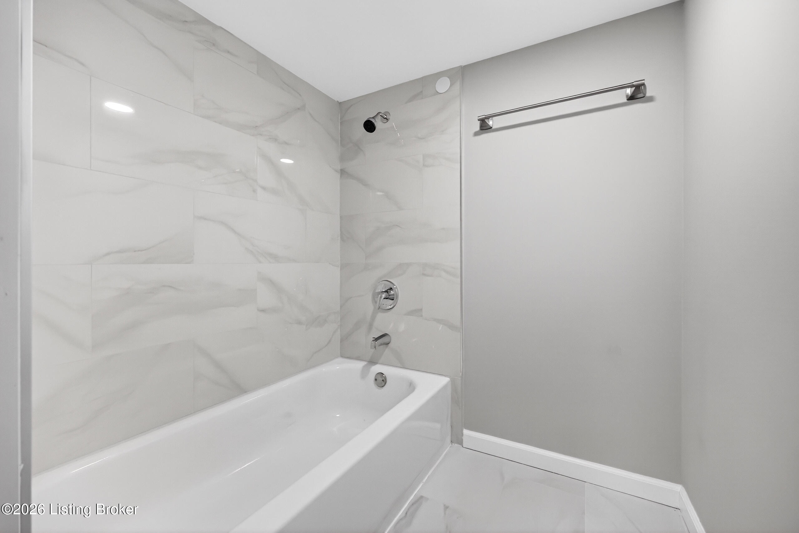 3527 W Muhammad Ali Blvd