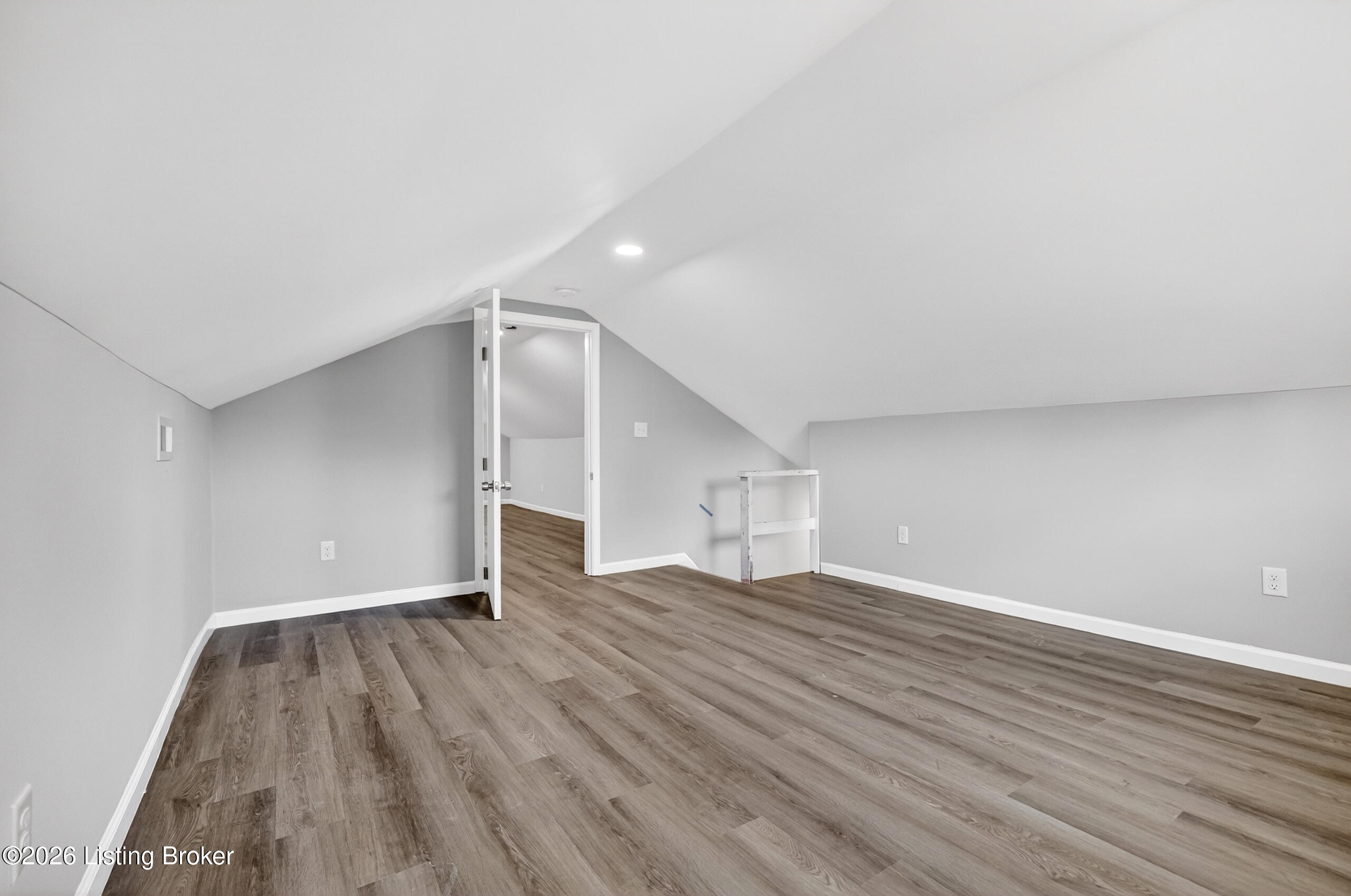 3527 W Muhammad Ali Blvd