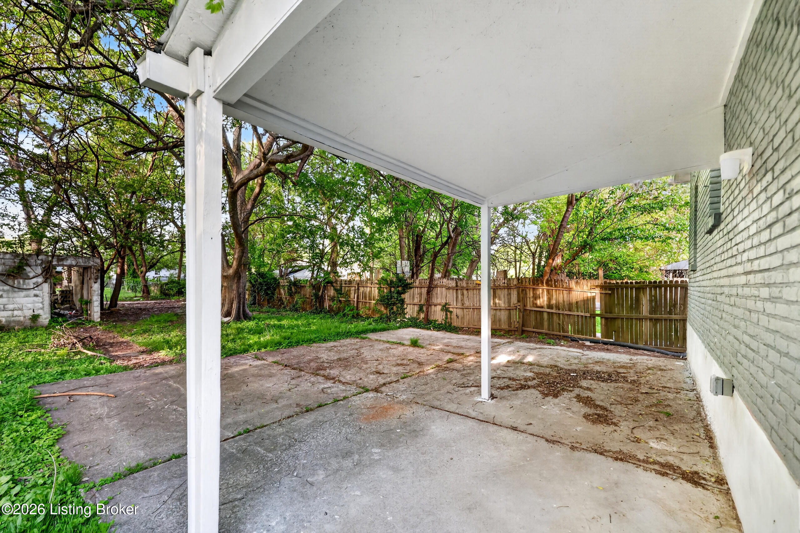 3527 W Muhammad Ali Blvd