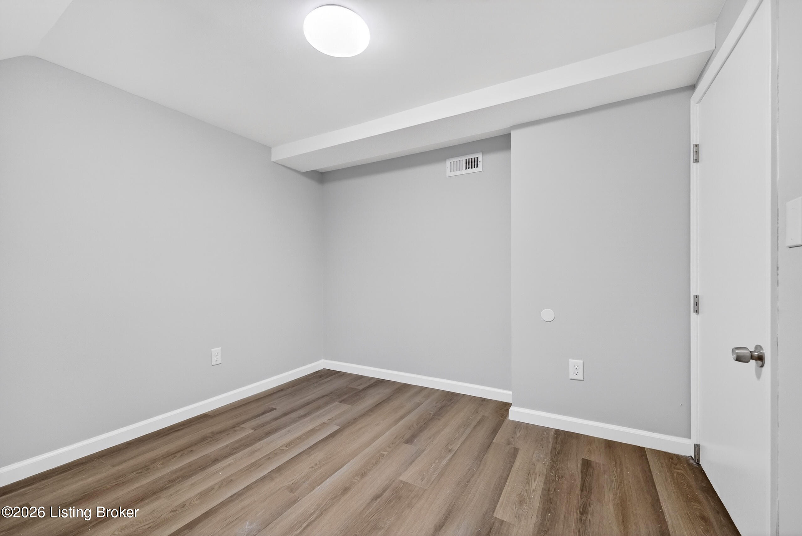 3527 W Muhammad Ali Blvd