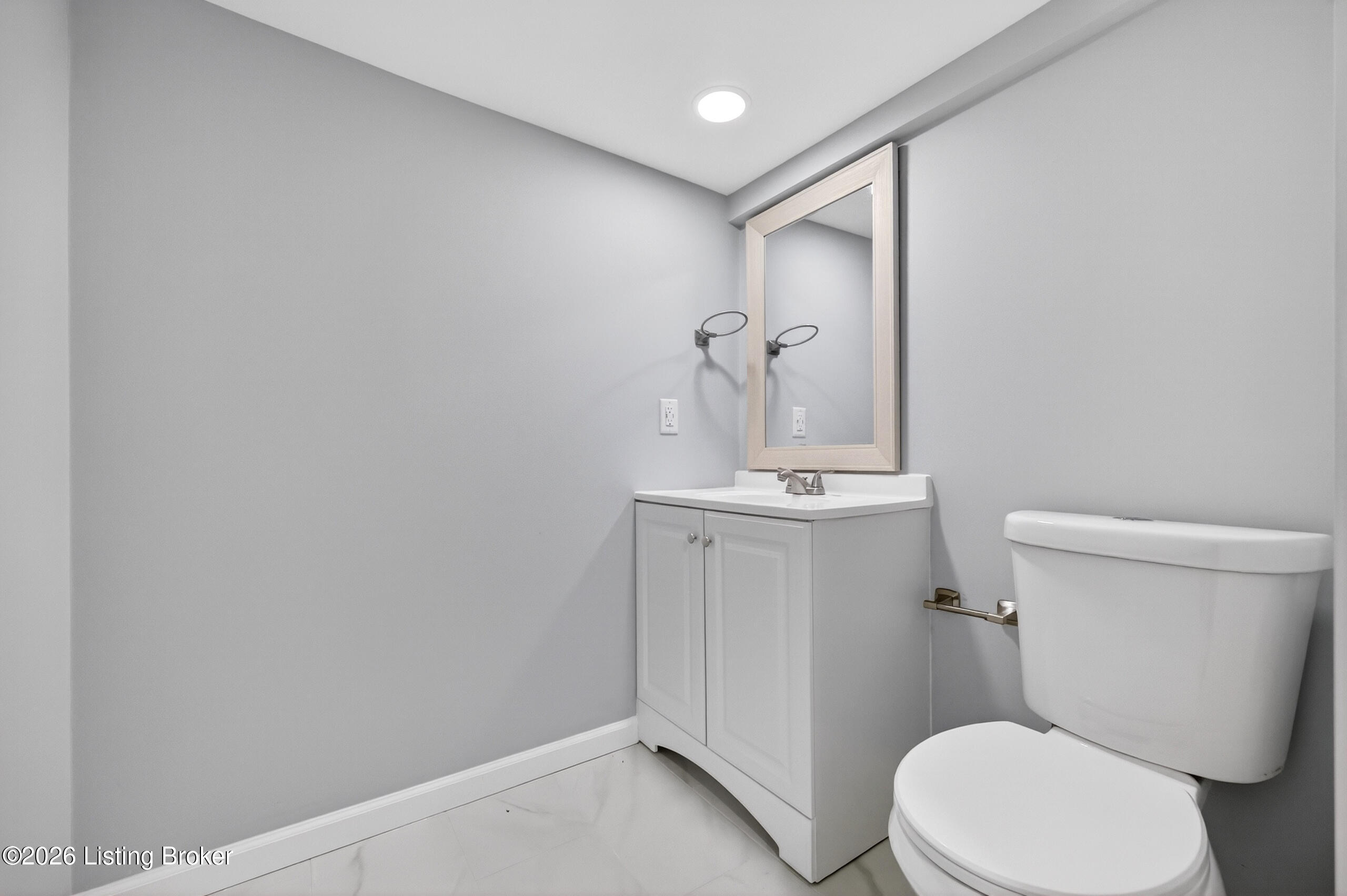 3527 W Muhammad Ali Blvd