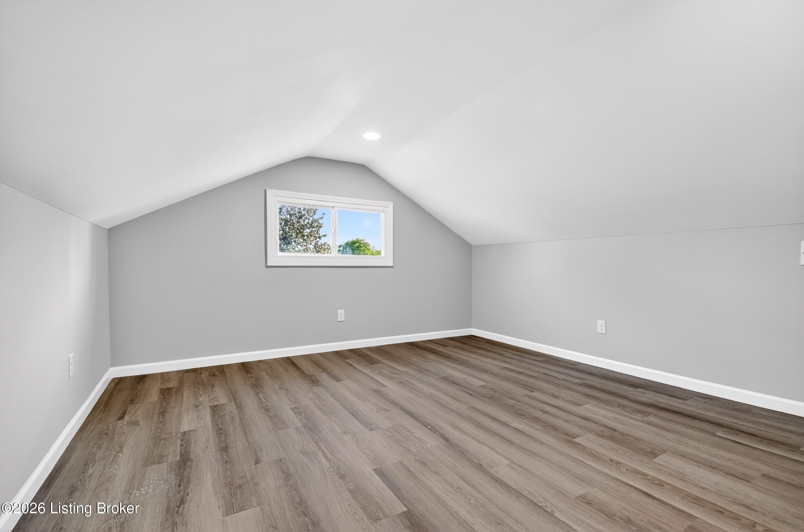 3527 W Muhammad Ali Blvd