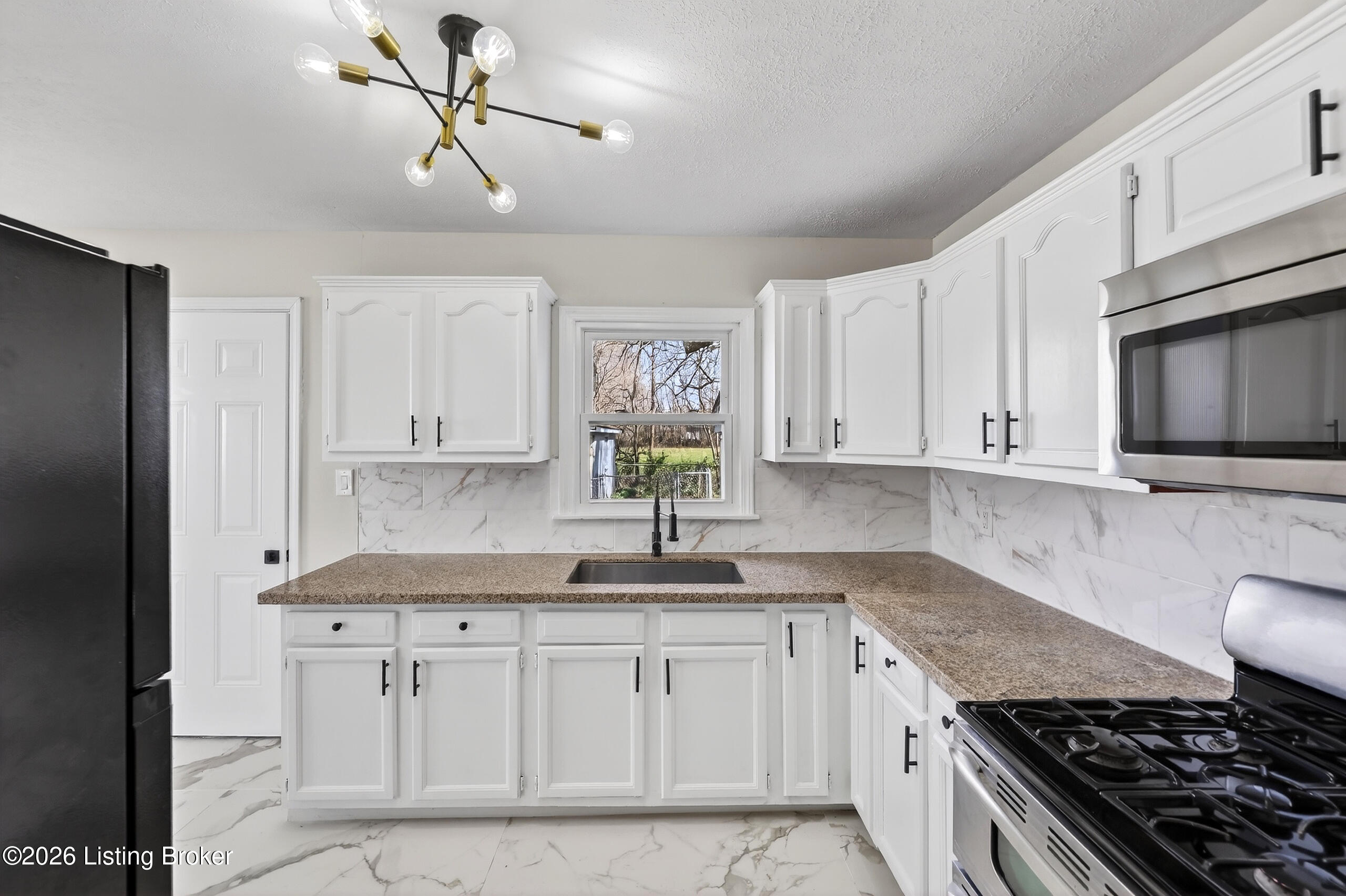 10413 Grafton Hall Rd