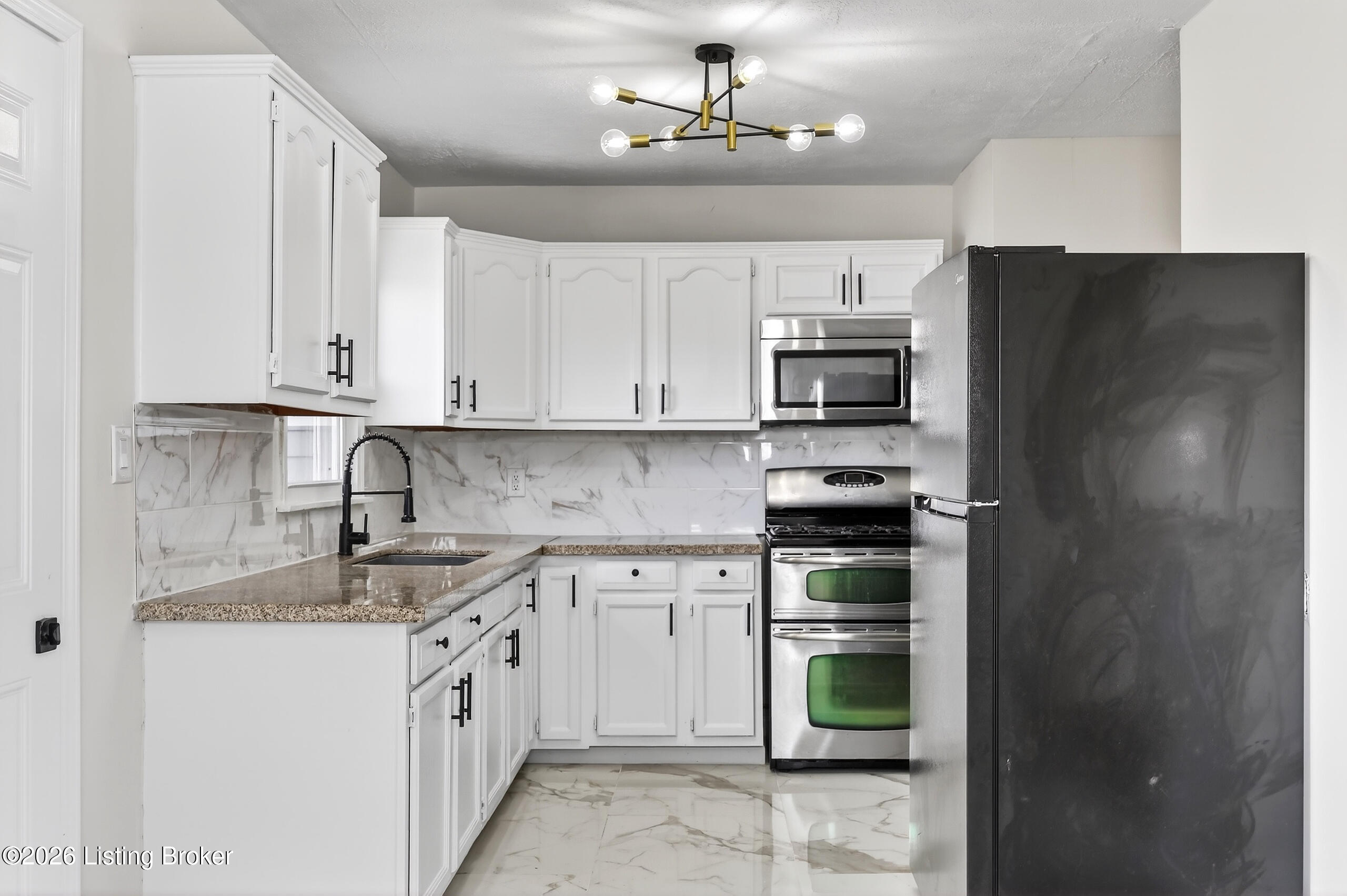 10413 Grafton Hall Rd