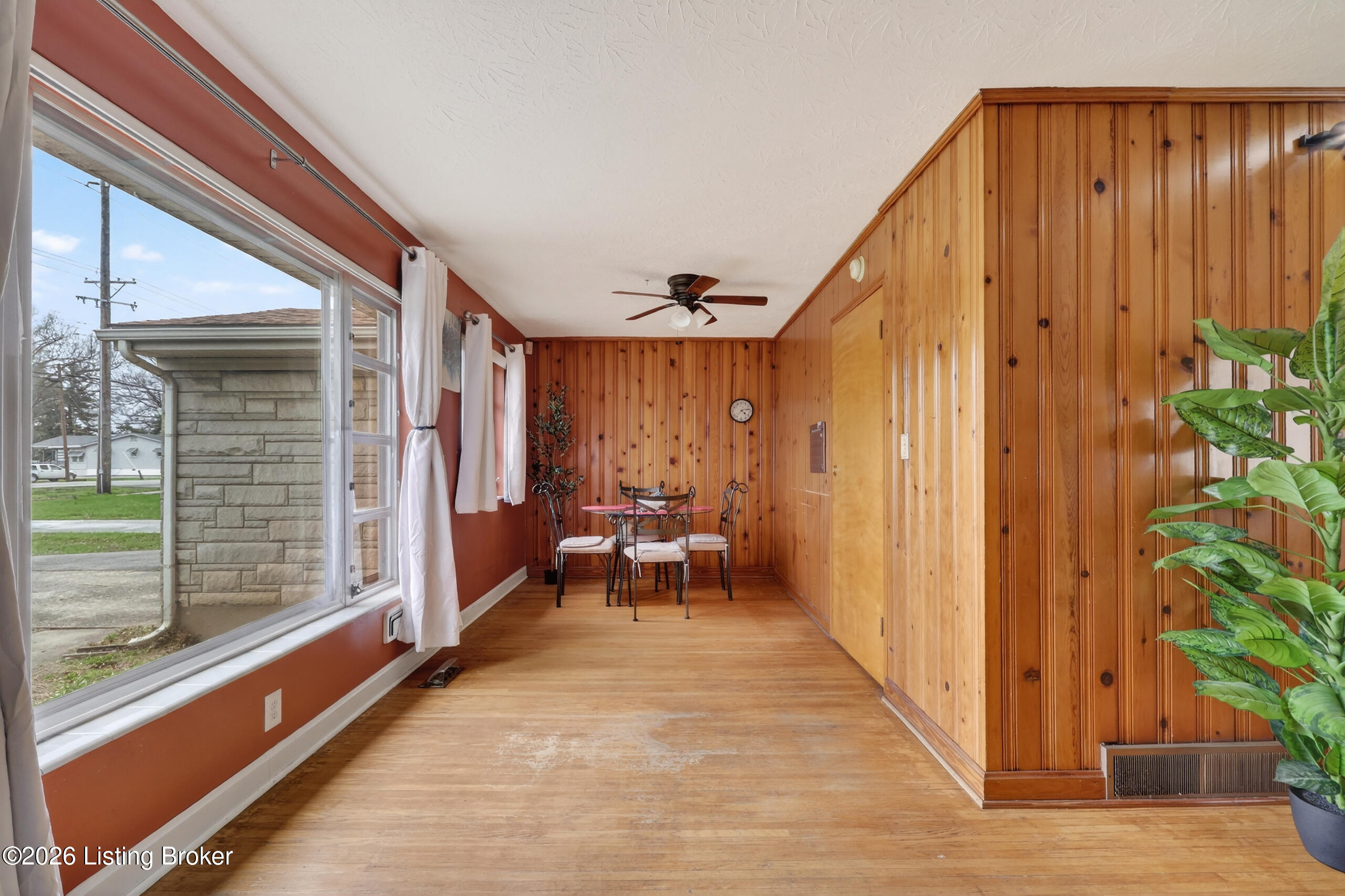 2003 Rockford Ln