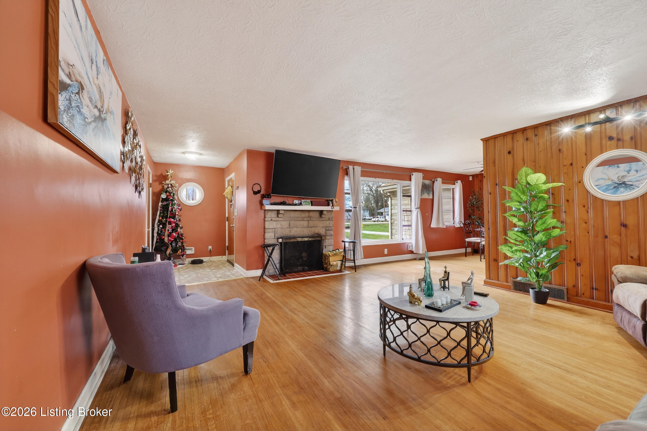 2003 Rockford Ln
