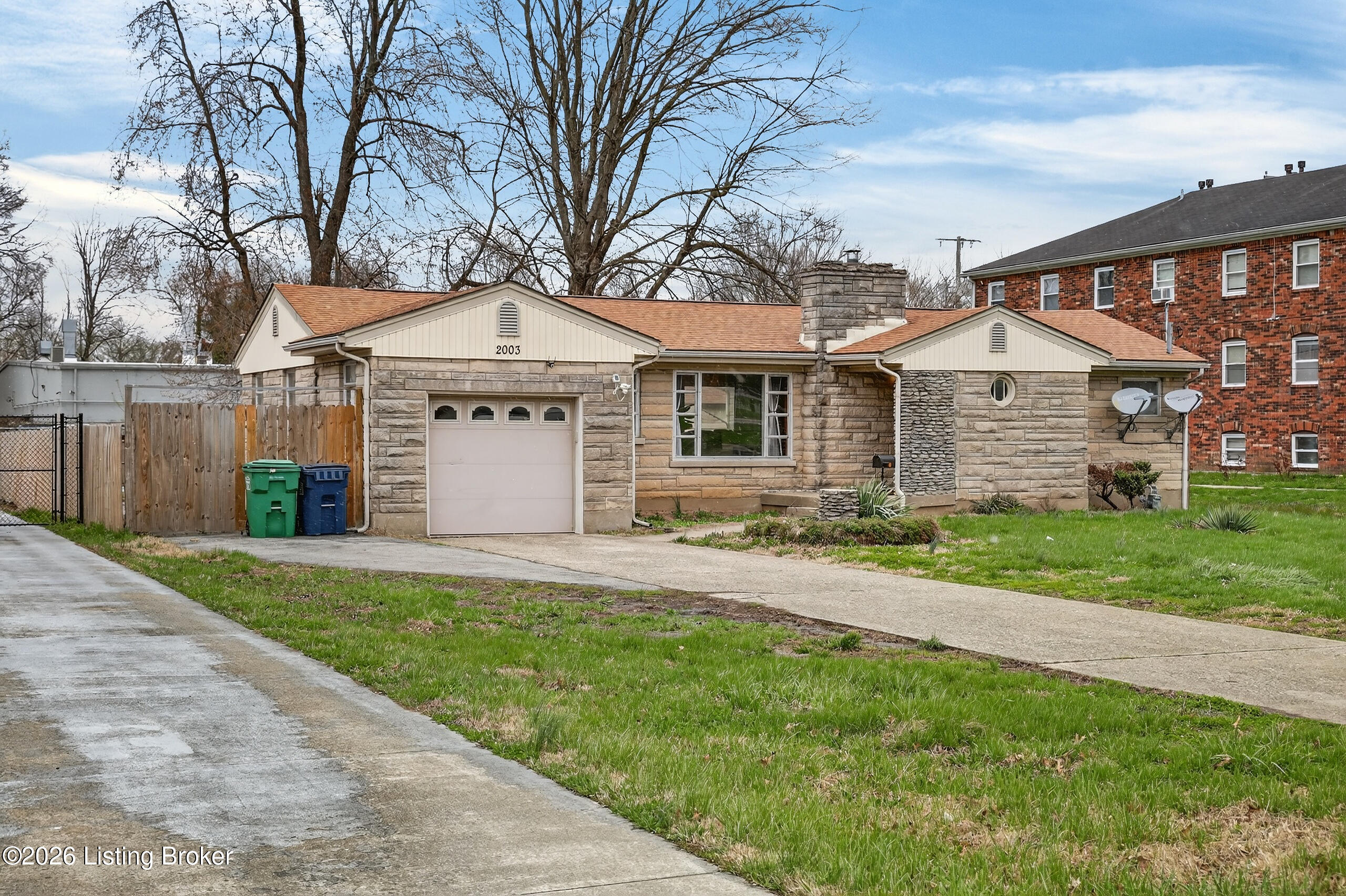 2003 Rockford Ln