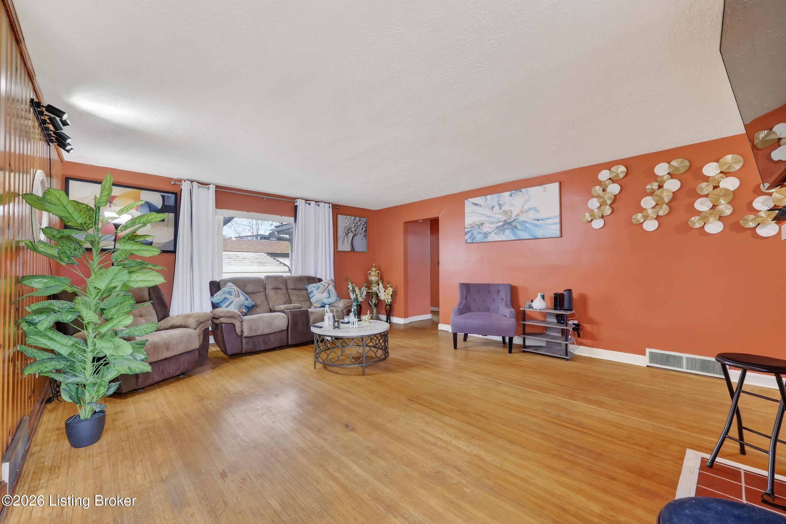 2003 Rockford Ln