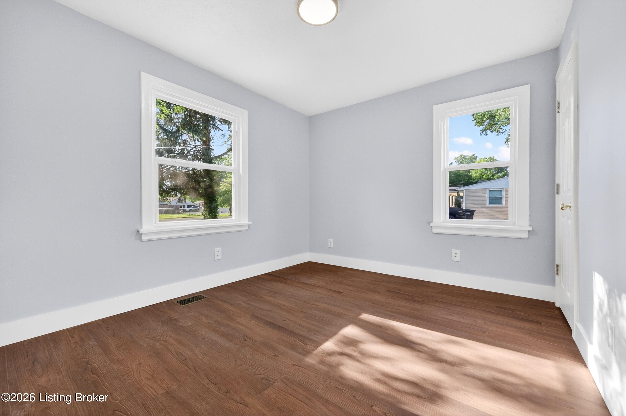 7227 Daisy Ave