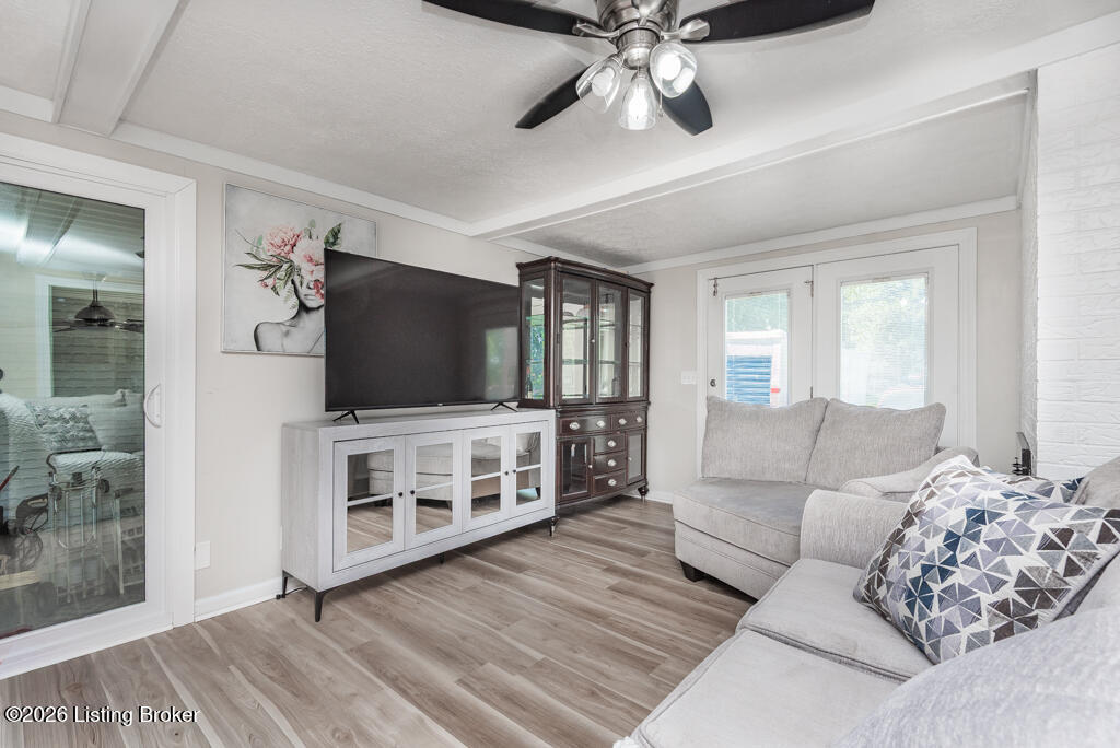 5307 Elise Way